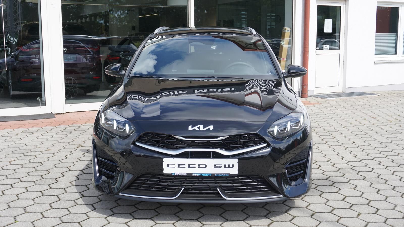KIA Ceed SW 1.5 TGDI GT-LINE *LED* KAMERA* NAVI* Ansicht 3 für Fahrzeugdetailseite