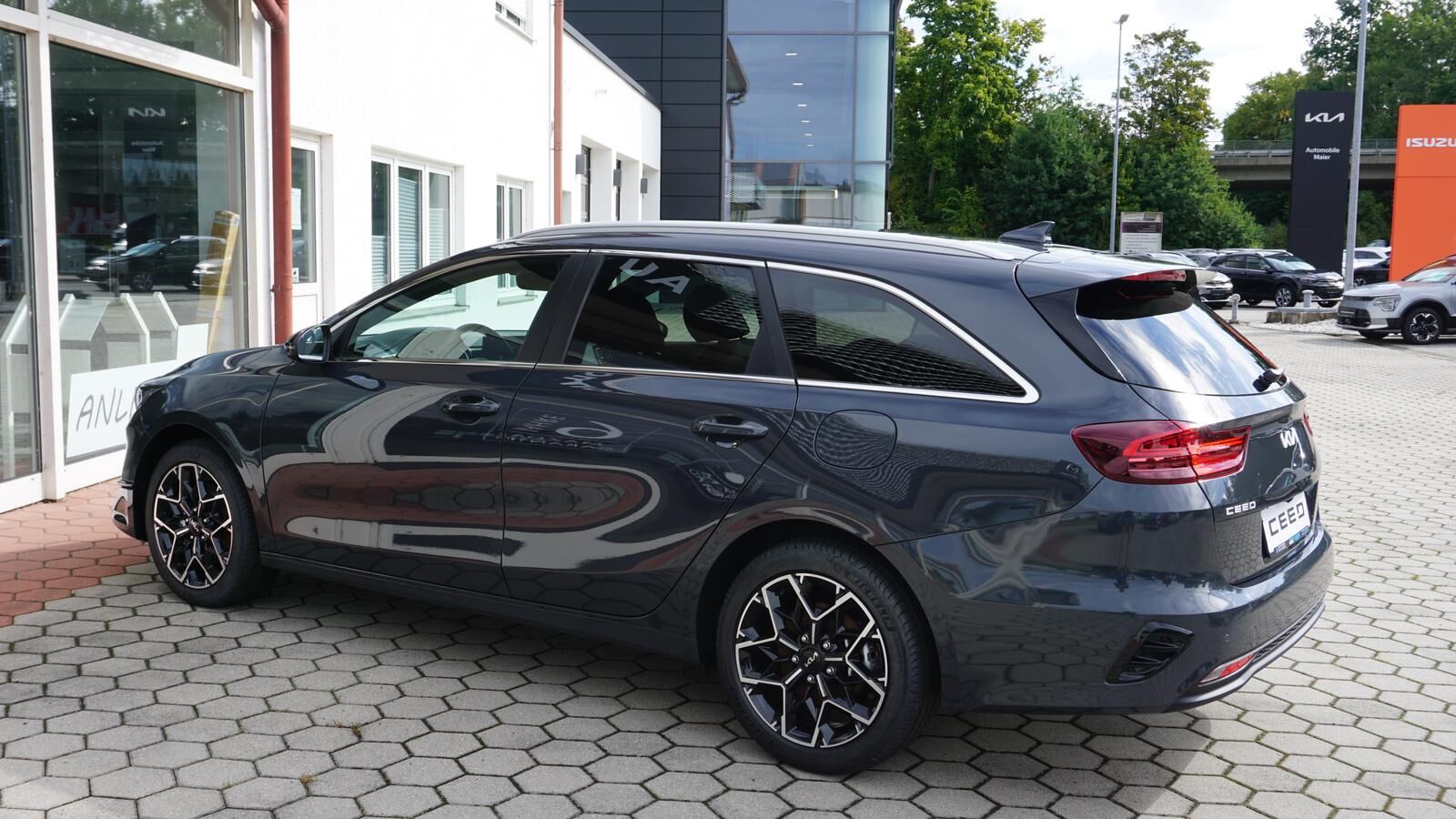 KIA Ceed Sportswagon Ceed SW 1.5 TGDI NIGHTLINE *LED* NAVI* KAMERA* Ansicht 10 für Fahrzeugdetailseite