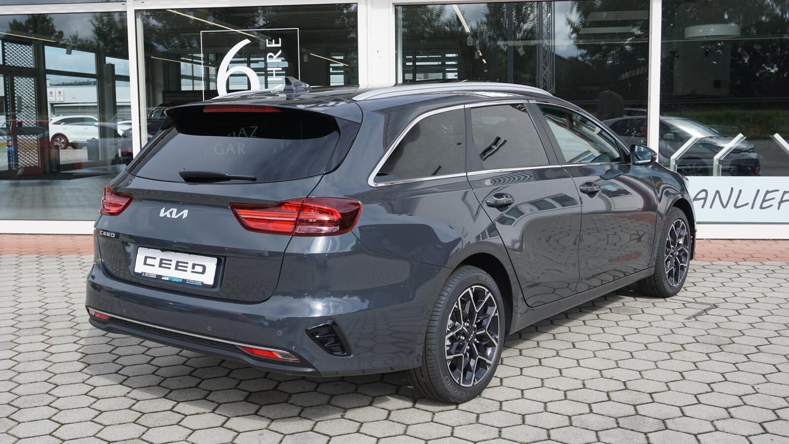 KIA Ceed Sportswagon Ceed SW 1.5 TGDI NIGHTLINE *LED* NAVI* KAMERA* Ansicht 9 für Fahrzeugdetailseite