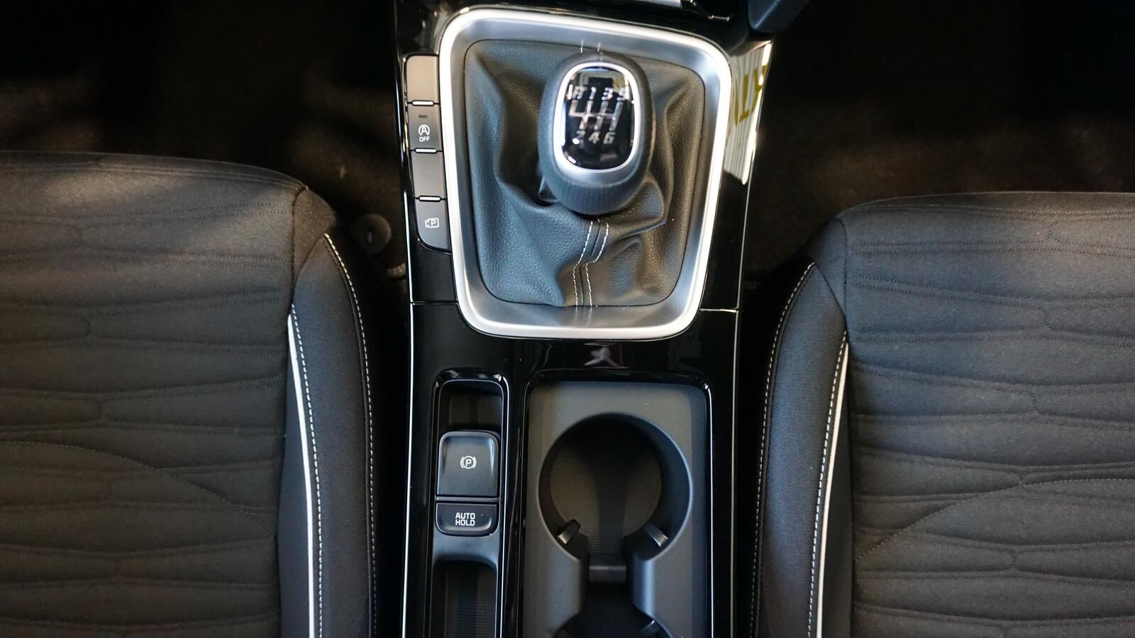 KIA Ceed SW 1.5 TGDI GT-LINE *LED* KAMERA* NAVI* Ansicht 17 für Fahrzeugdetailseite