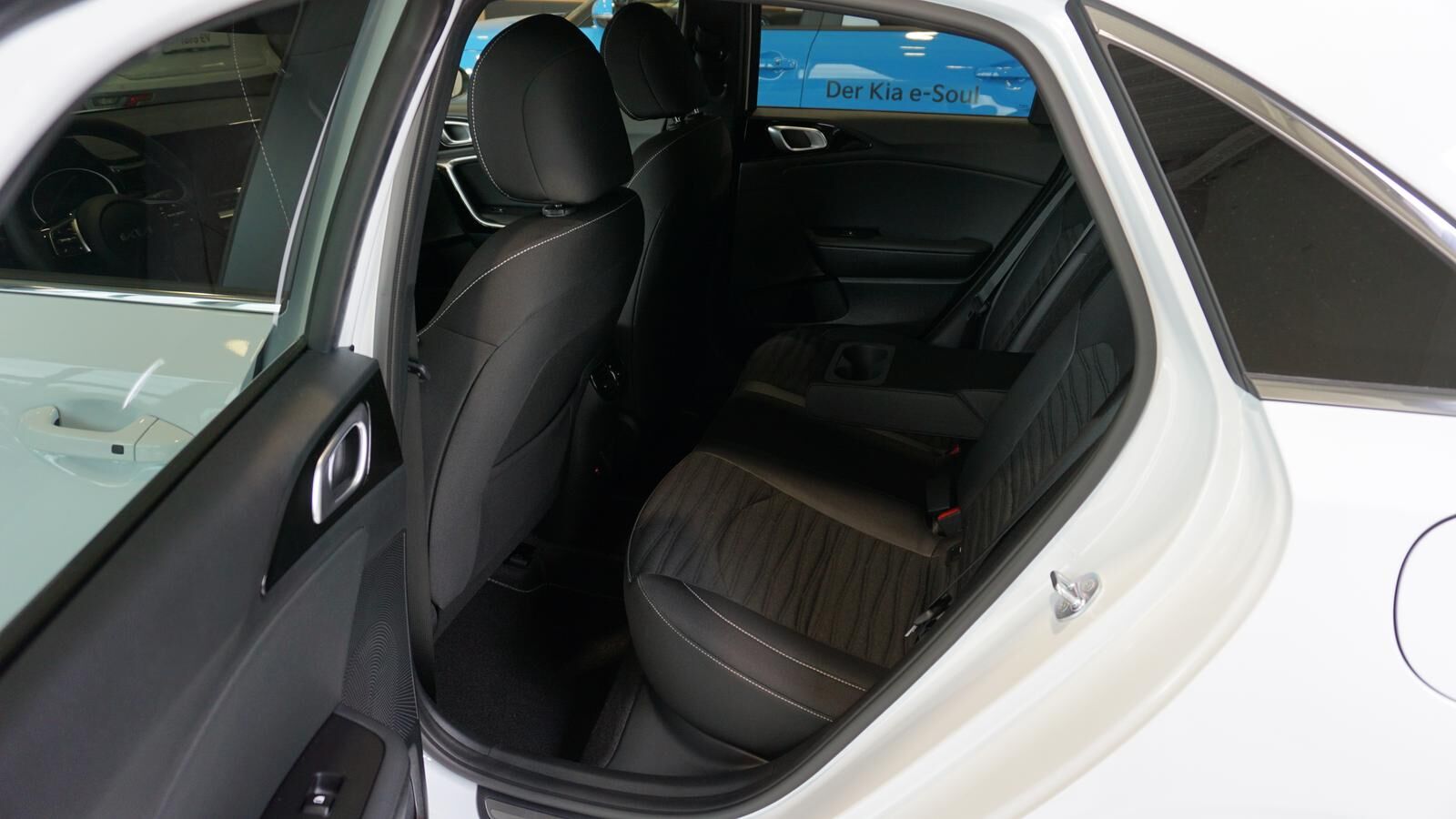 KIA Ceed 1.5 TGDI DCT GT-LINE *LED* KAMERA* NAVI* Ansicht 10 für Fahrzeugdetailseite