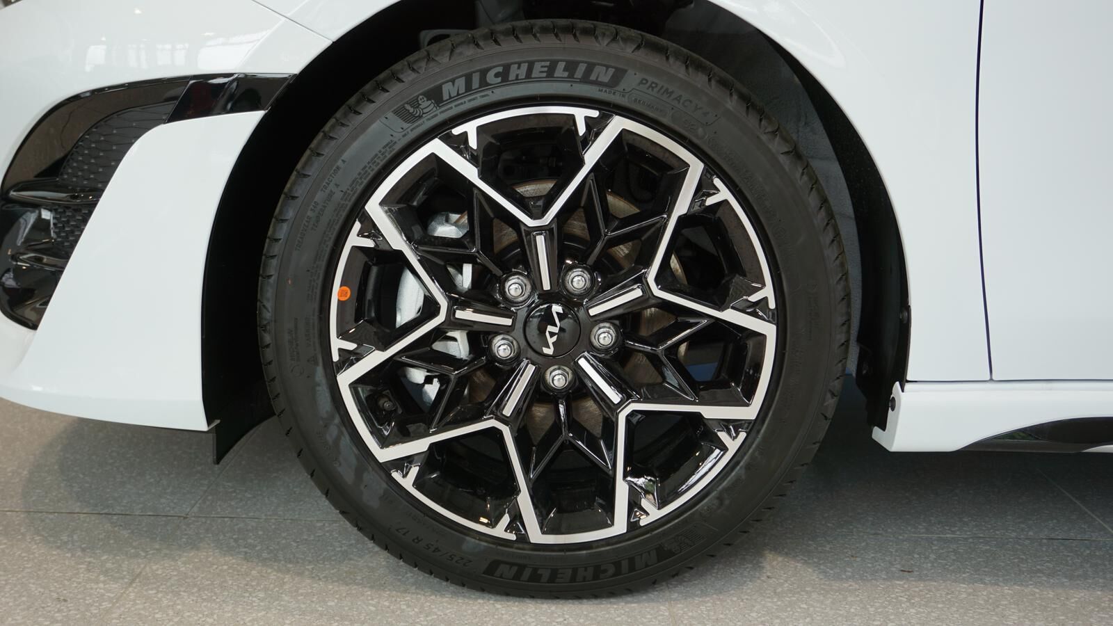 KIA Ceed 1.5 TGDI DCT GT-LINE *LED* KAMERA* NAVI* Ansicht 11 für Fahrzeugdetailseite