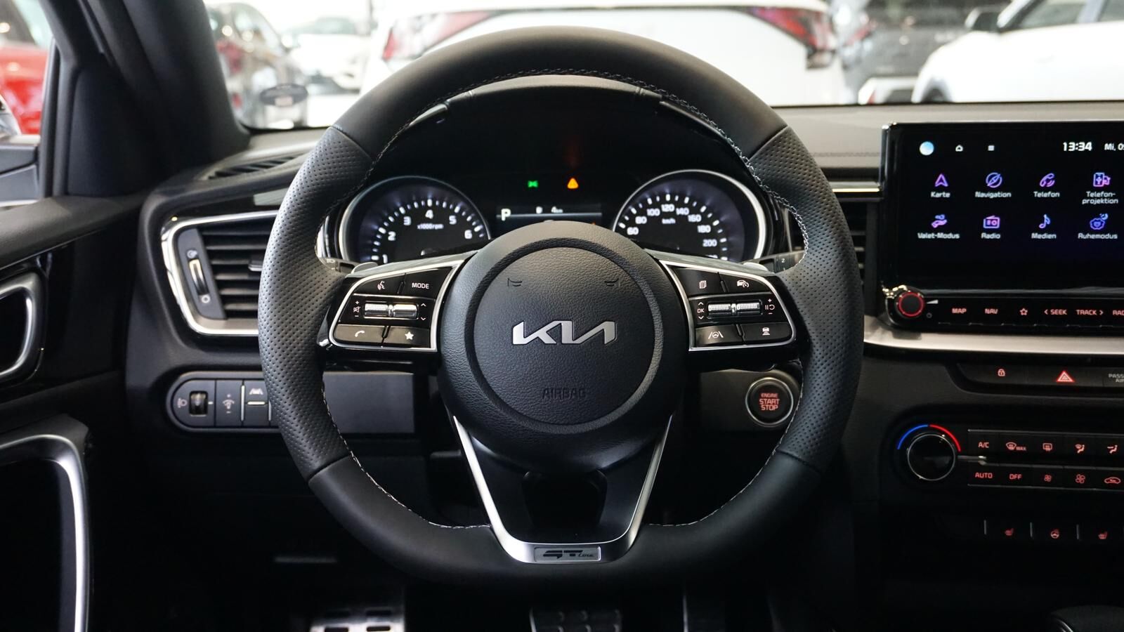KIA Ceed 1.5 TGDI DCT GT-LINE *LED* KAMERA* NAVI* Ansicht 12 für Fahrzeugdetailseite