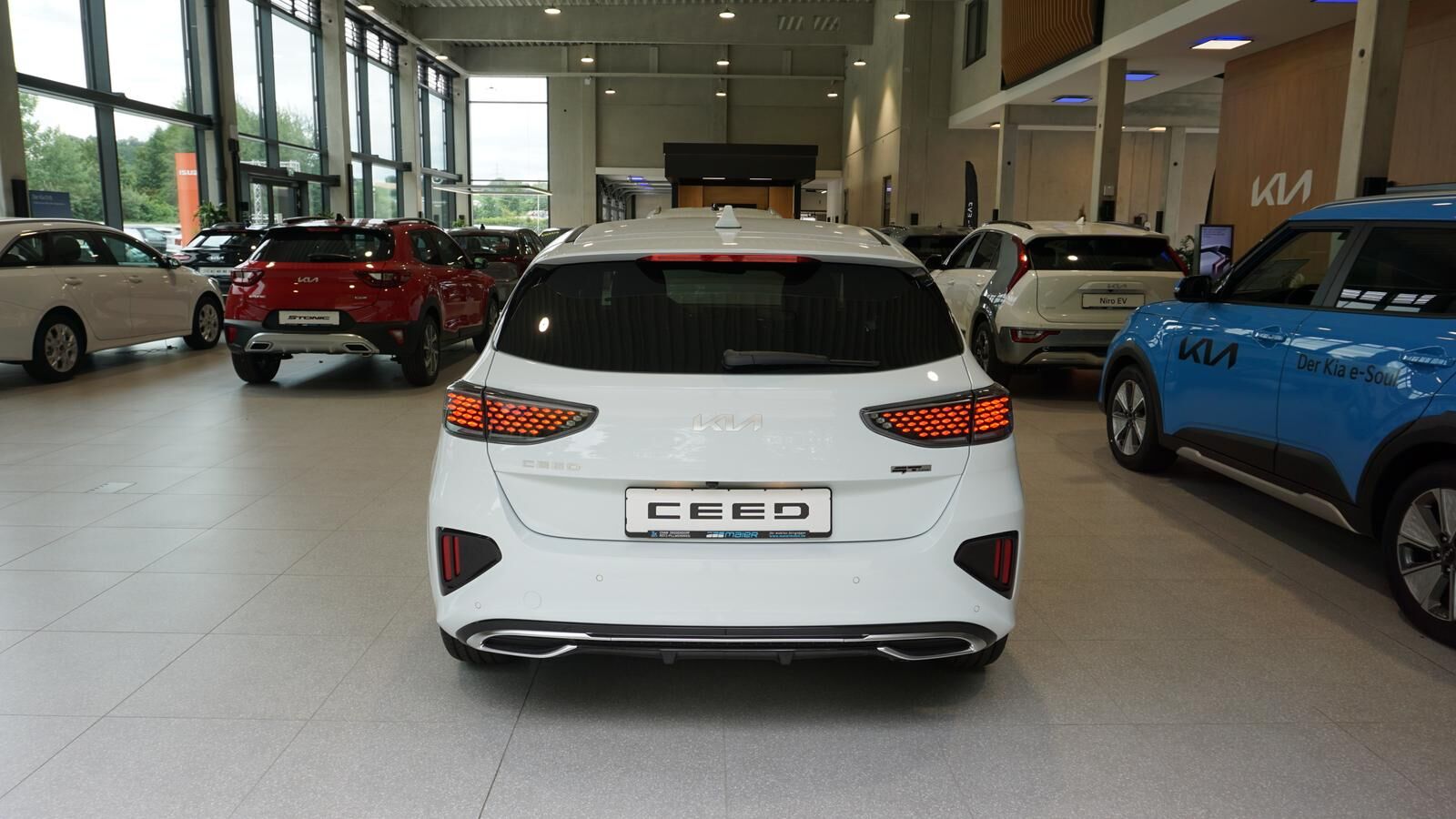 KIA Ceed 1.5 TGDI DCT GT-LINE *LED* KAMERA* NAVI* Ansicht 8 für Fahrzeugdetailseite
