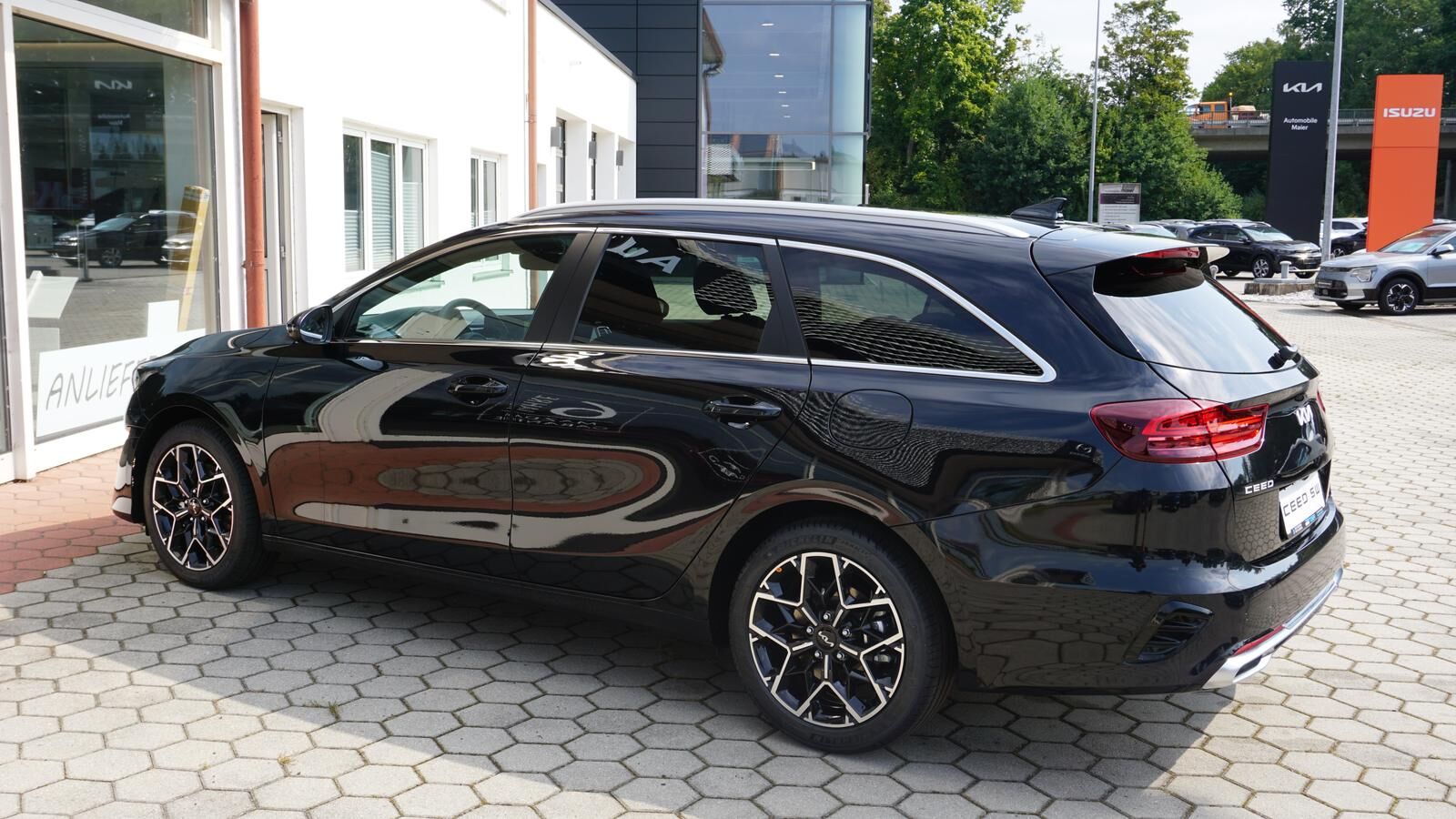 KIA Ceed Sportswagon Ceed SW 1.5 TGDI DCT GT-LINE *LED* NAVI* KAMERA* Ansicht 10 für Fahrzeugdetailseite