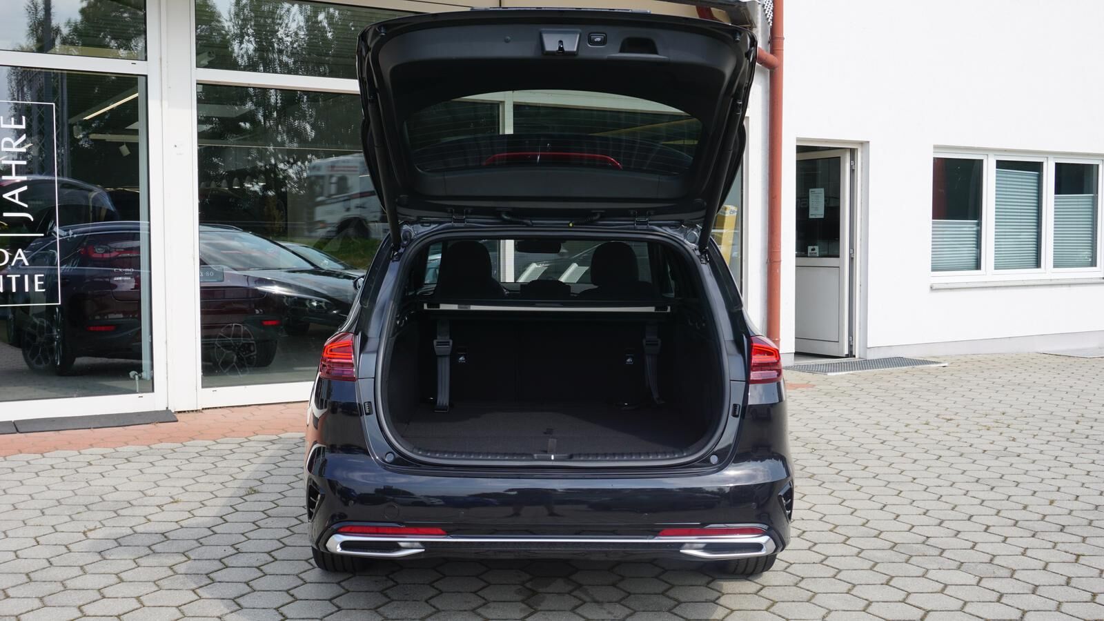 KIA Ceed Sportswagon Ceed SW 1.5 TGDI DCT GT-LINE *LED* NAVI* KAMERA* Ansicht 11 für Fahrzeugdetailseite