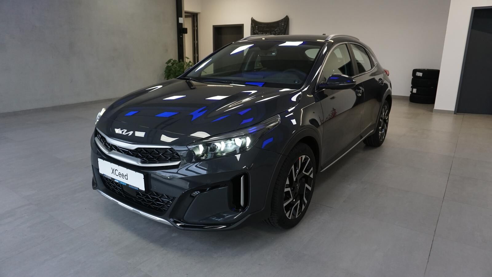 KIA XCeed 1.6 T-GDI DCT7 Spirit *XclusicveP3*Navi* Ansicht 2 für Fahrzeugdetailseite