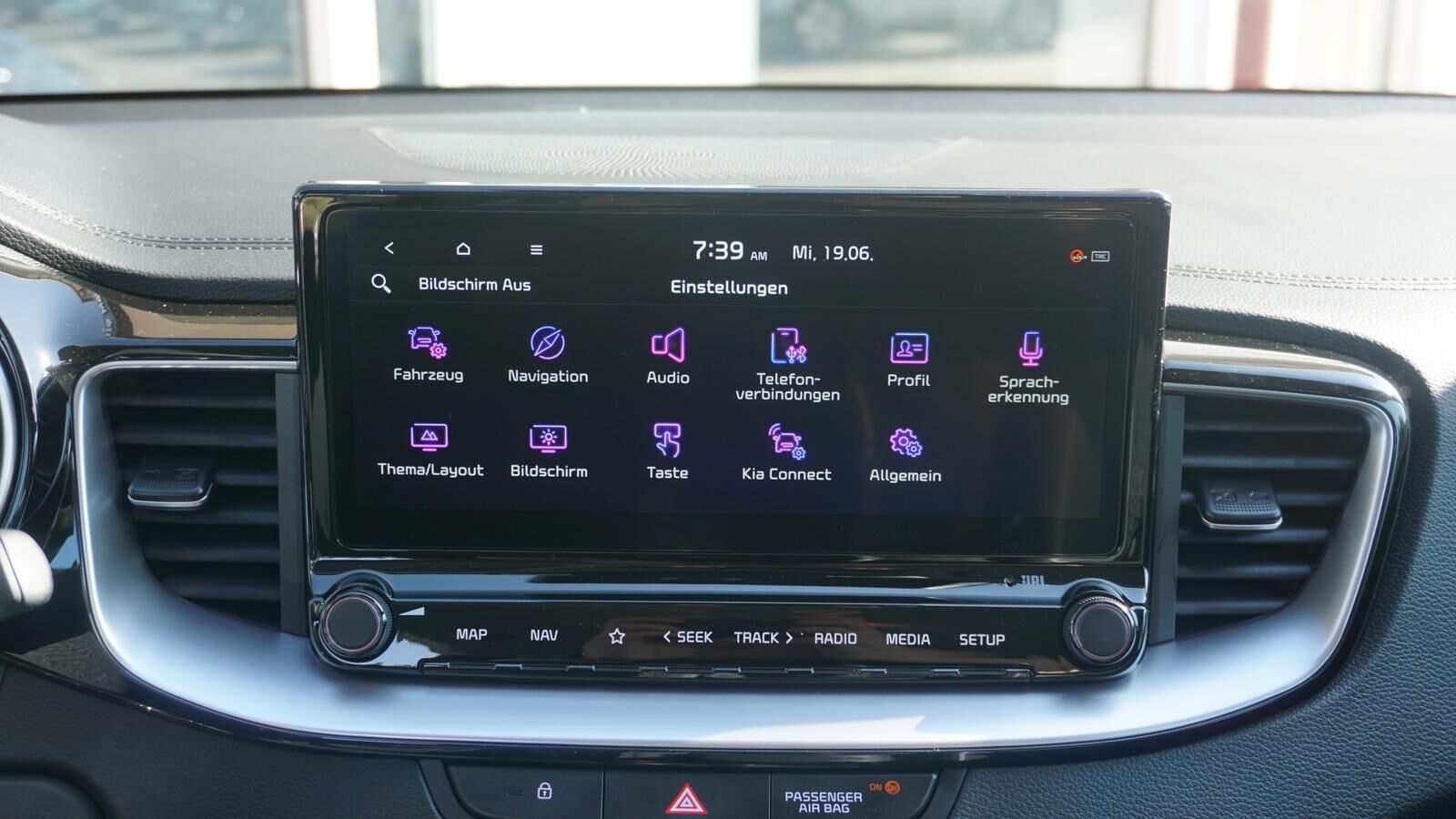 KIA XCeed 1.5 T-GDI SPIRIT *NAVI* KAMERA*LED* Ansicht 10 für Fahrzeugdetailseite