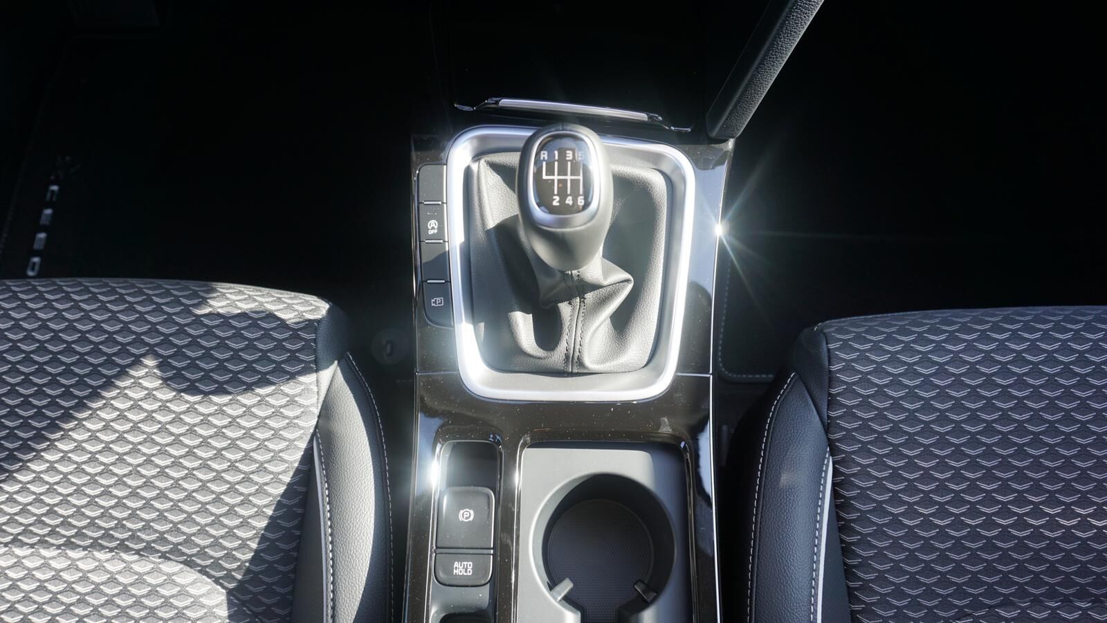 KIA XCeed 1.5 T-GDI SPIRIT *NAVI* KAMERA*LED* Ansicht 12 für Fahrzeugdetailseite
