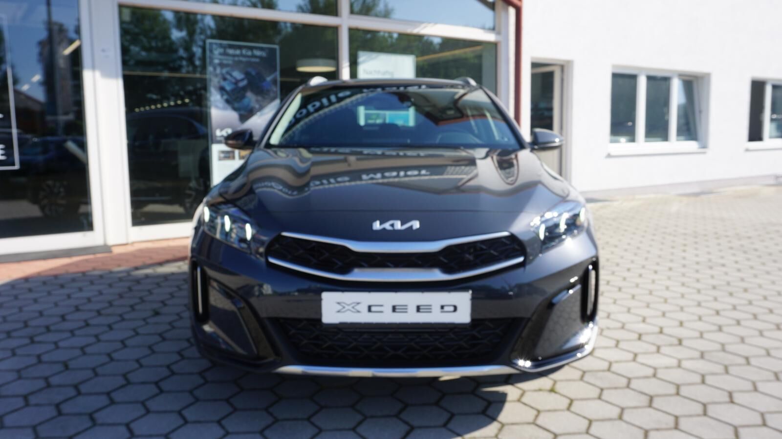 KIA XCeed 1.5 T-GDI SPIRIT *NAVI* KAMERA*LED* Ansicht 2 für Fahrzeugdetailseite