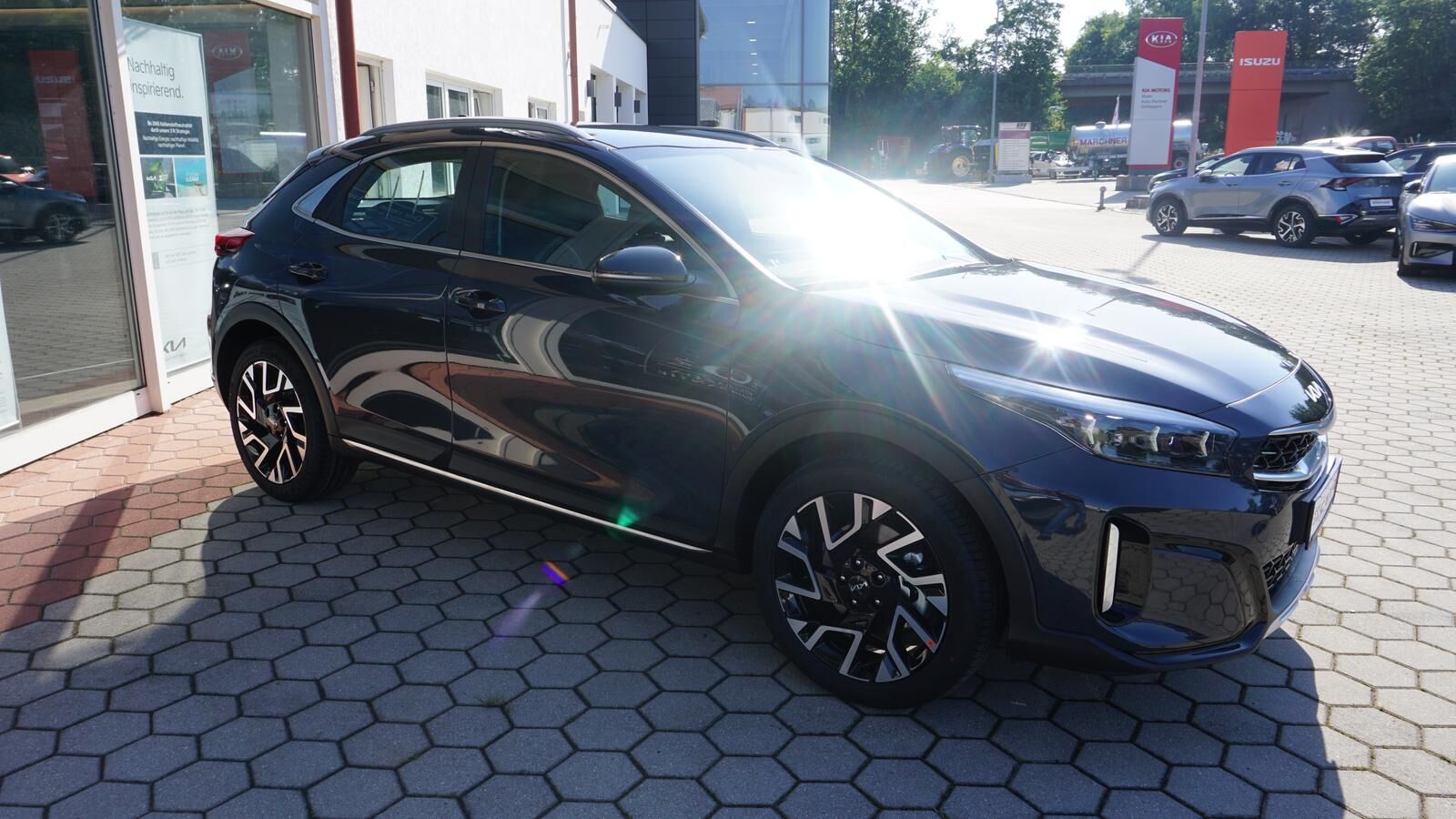 KIA XCeed 1.5 T-GDI SPIRIT *NAVI* KAMERA*LED* Ansicht 5 für Fahrzeugdetailseite