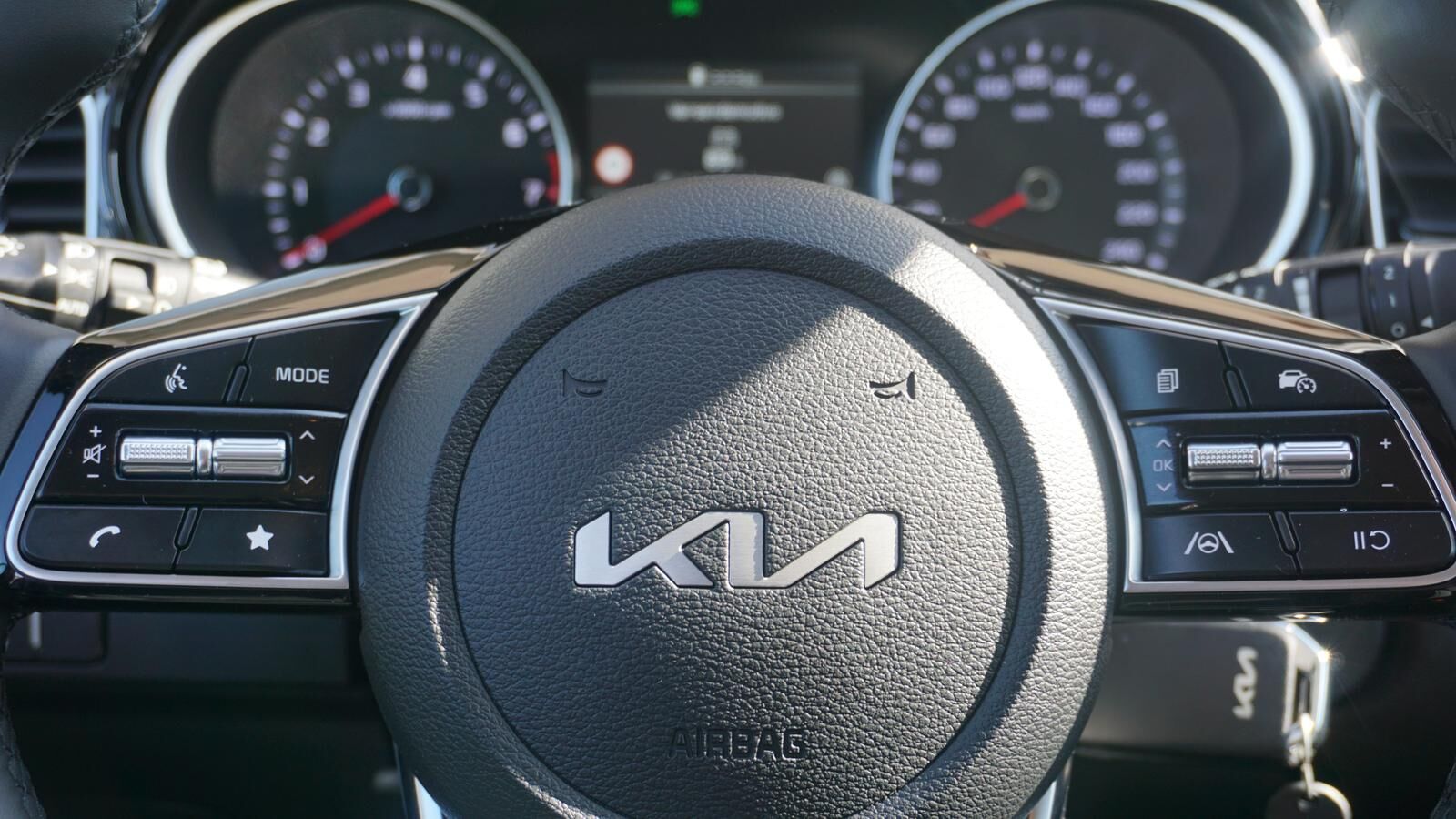 KIA XCeed 1.5 T-GDI SPIRIT *NAVI* KAMERA*LED* Ansicht 7 für Fahrzeugdetailseite