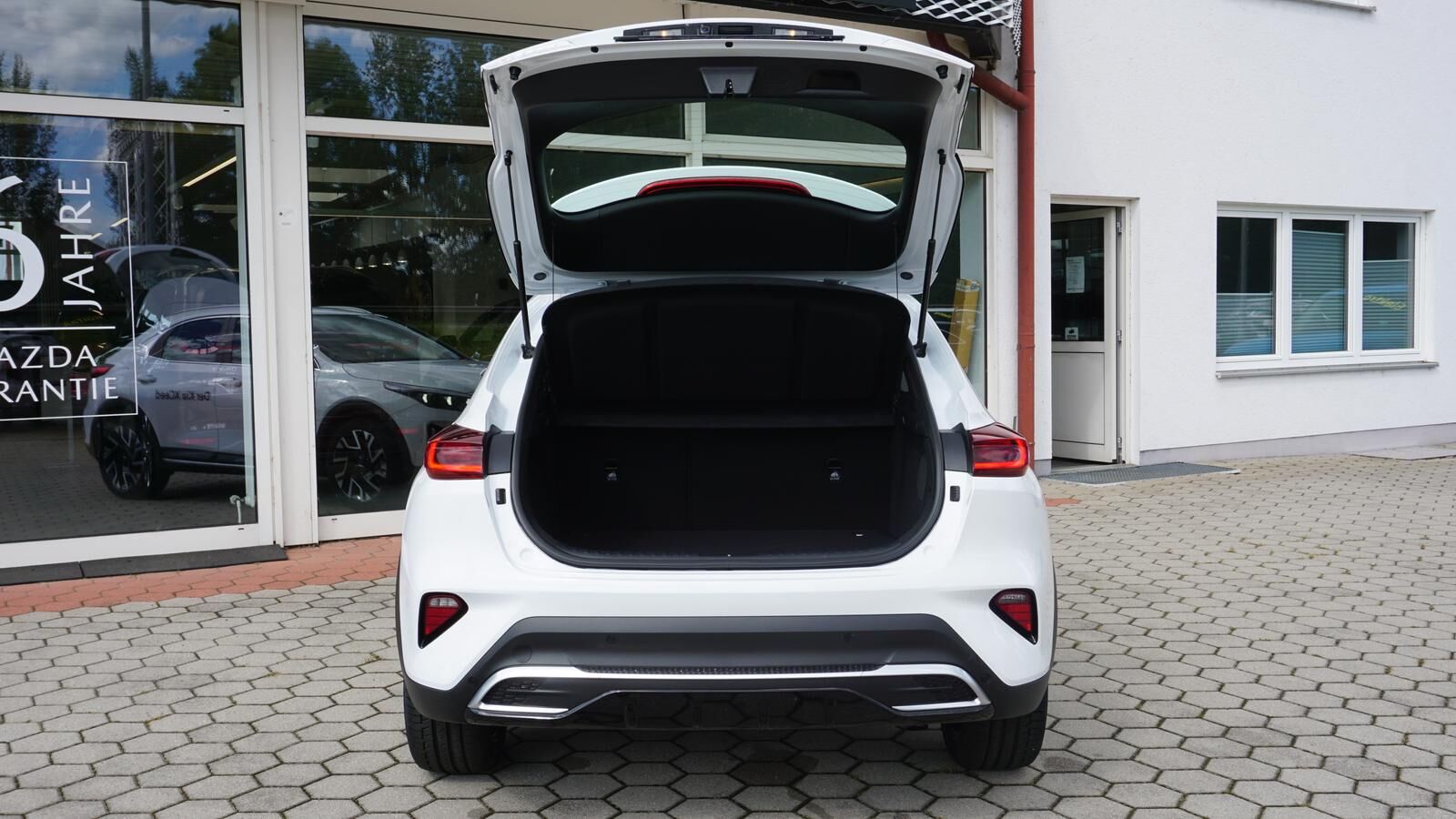 KIA XCeed 1.5 T-GDI SPIRIT Ansicht 11 für Fahrzeugdetailseite