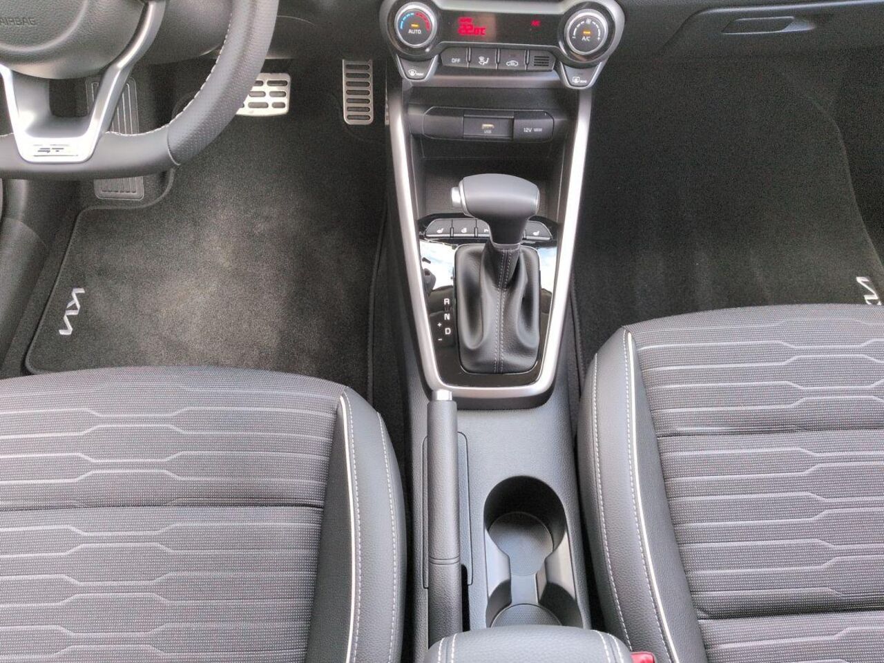 KIA Stonic 1.0 TGDI DCT  GT-LINE *LED* NAVI* KAMERA* Ansicht 10 für Fahrzeugdetailseite