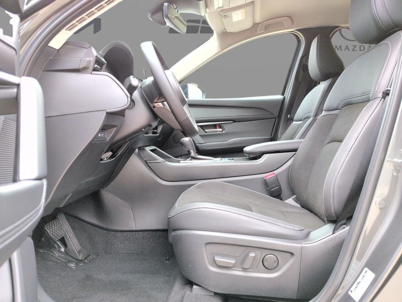 MAZDA CX-5 2.5 FWD CENTER-LINE *HEAD-UP*KEYLESS*KAMERA* Ansicht 6 für Fahrzeugdetailseite