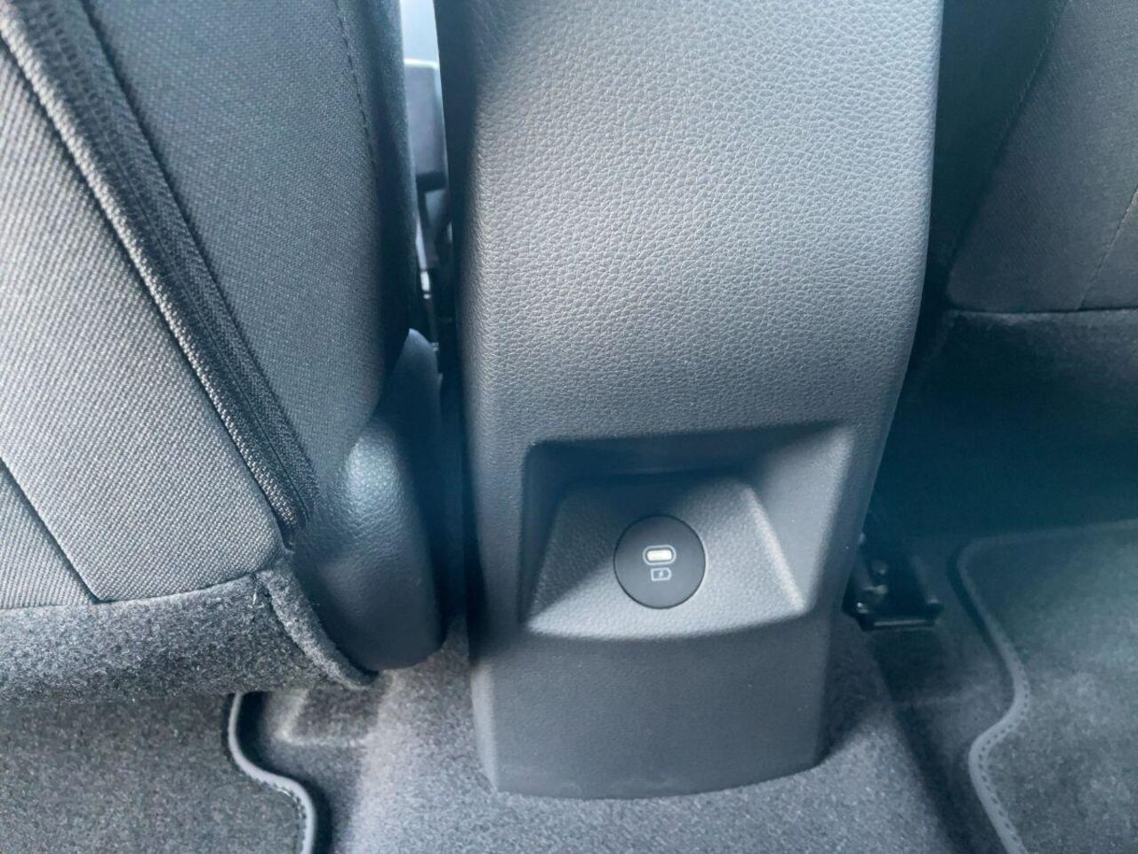 KIA Stonic 1.0 TGDI VISION DCT 101PS *LED*KAMERA* Ansicht 12 für Fahrzeugdetailseite