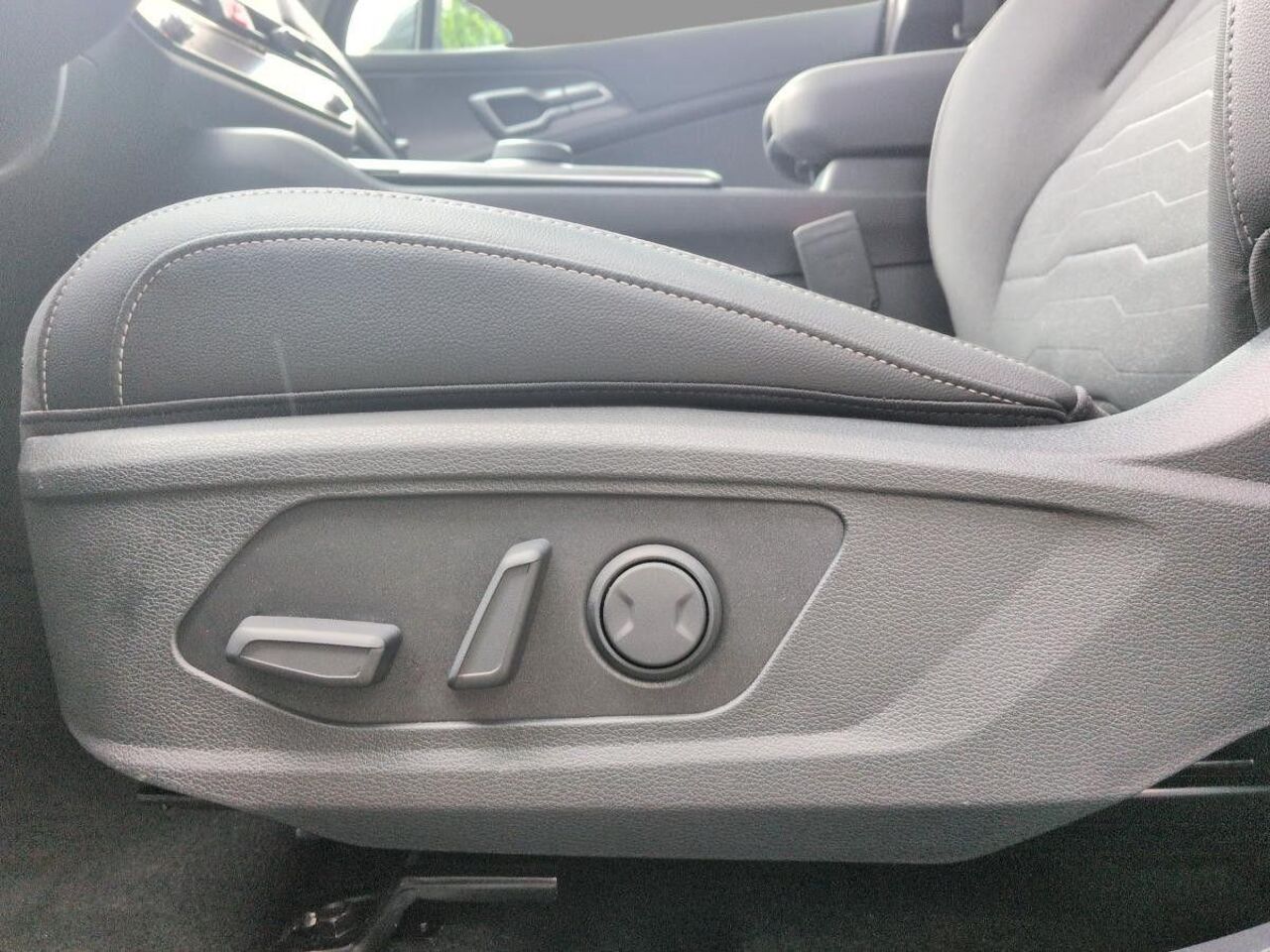 KIA Sportage 1.6 TGDI DCT VISION *NAVI* Ansicht 14 für Fahrzeugdetailseite