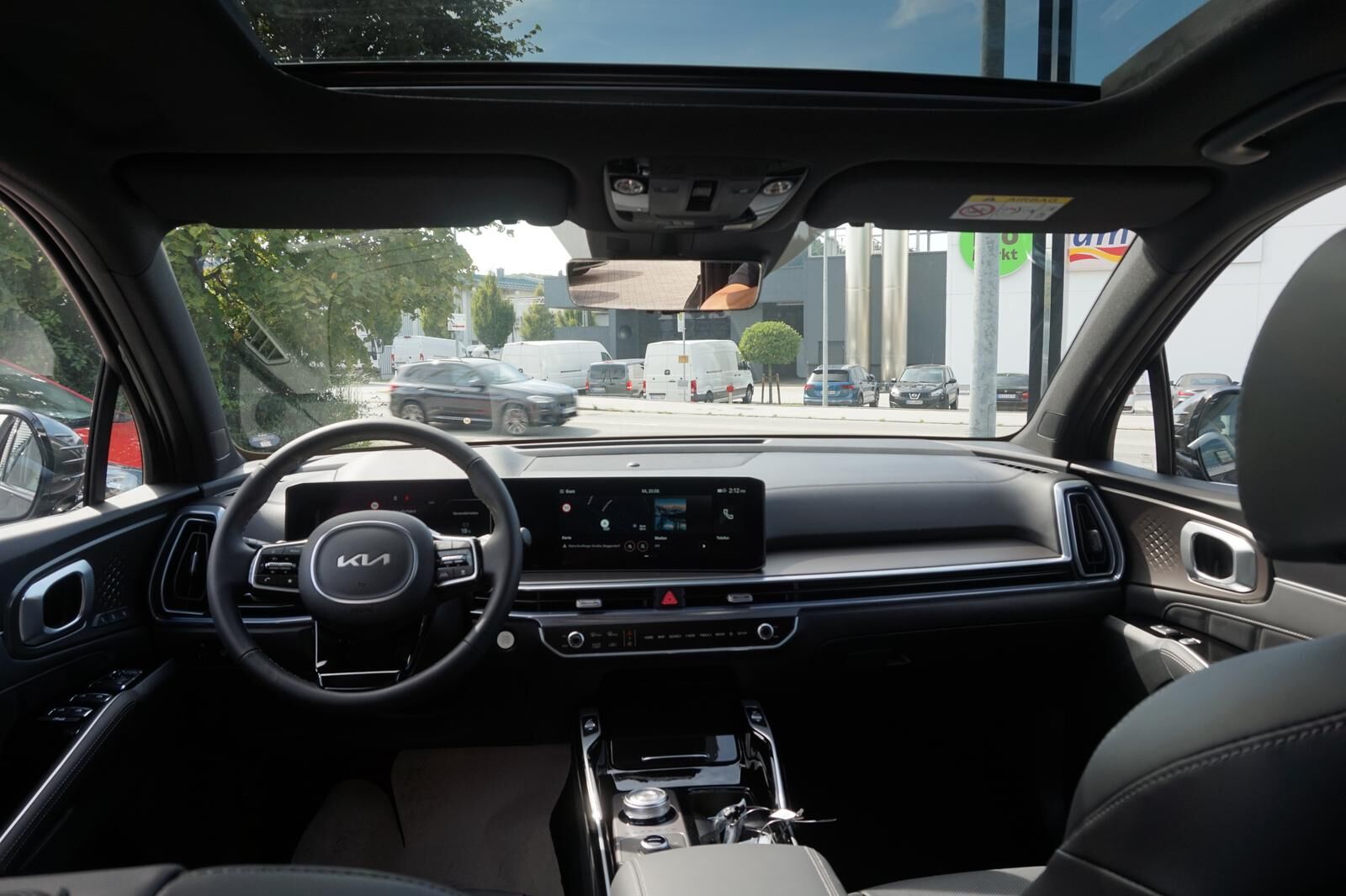 KIA Sorento 2.2 CRDi AWD PLATINUM 7-SITZE *PANODACH* Ansicht 12 für Fahrzeugdetailseite