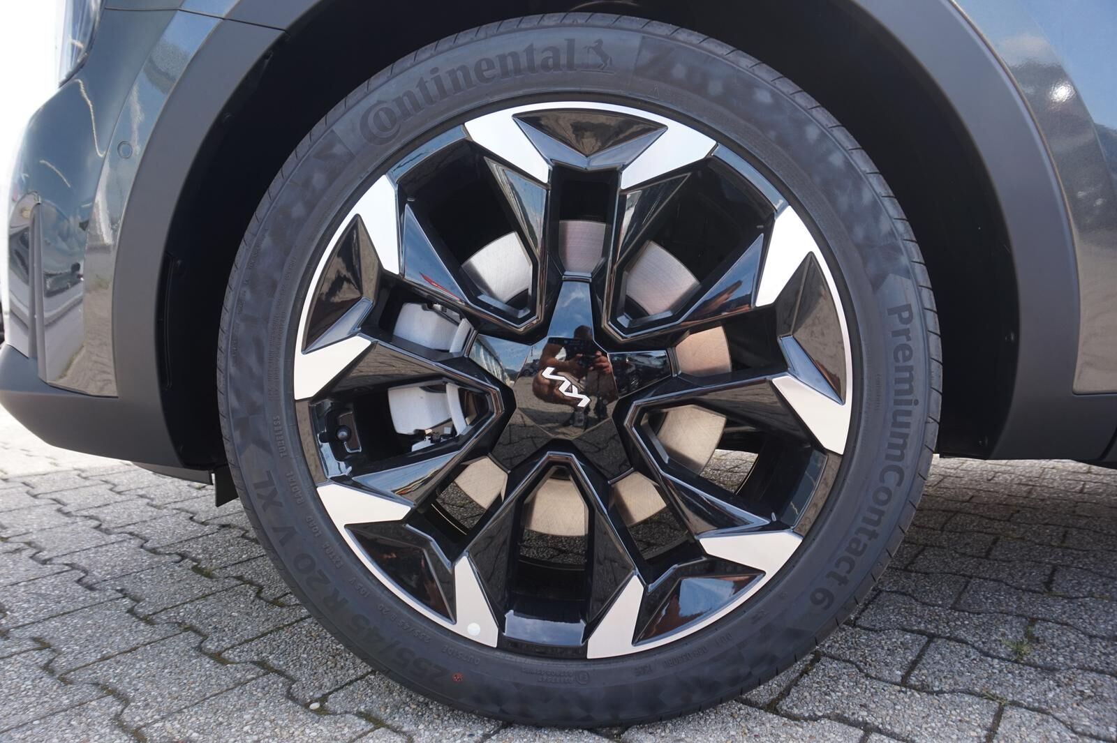 KIA Sorento 2.2 CRDi AWD PLATINUM 7-SITZE *PANODACH* Ansicht 6 für Fahrzeugdetailseite