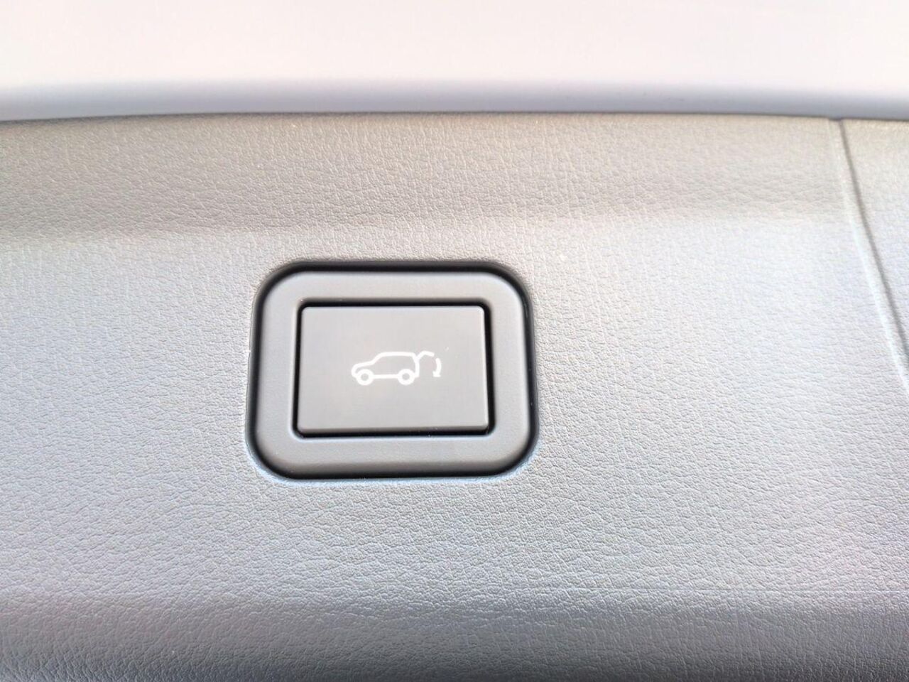 MAZDA CX-6e TAKUMI *HEAD-UP*LED*AMBIENTE*LEDER*360°* Ansicht 15 für Fahrzeugdetailseite
