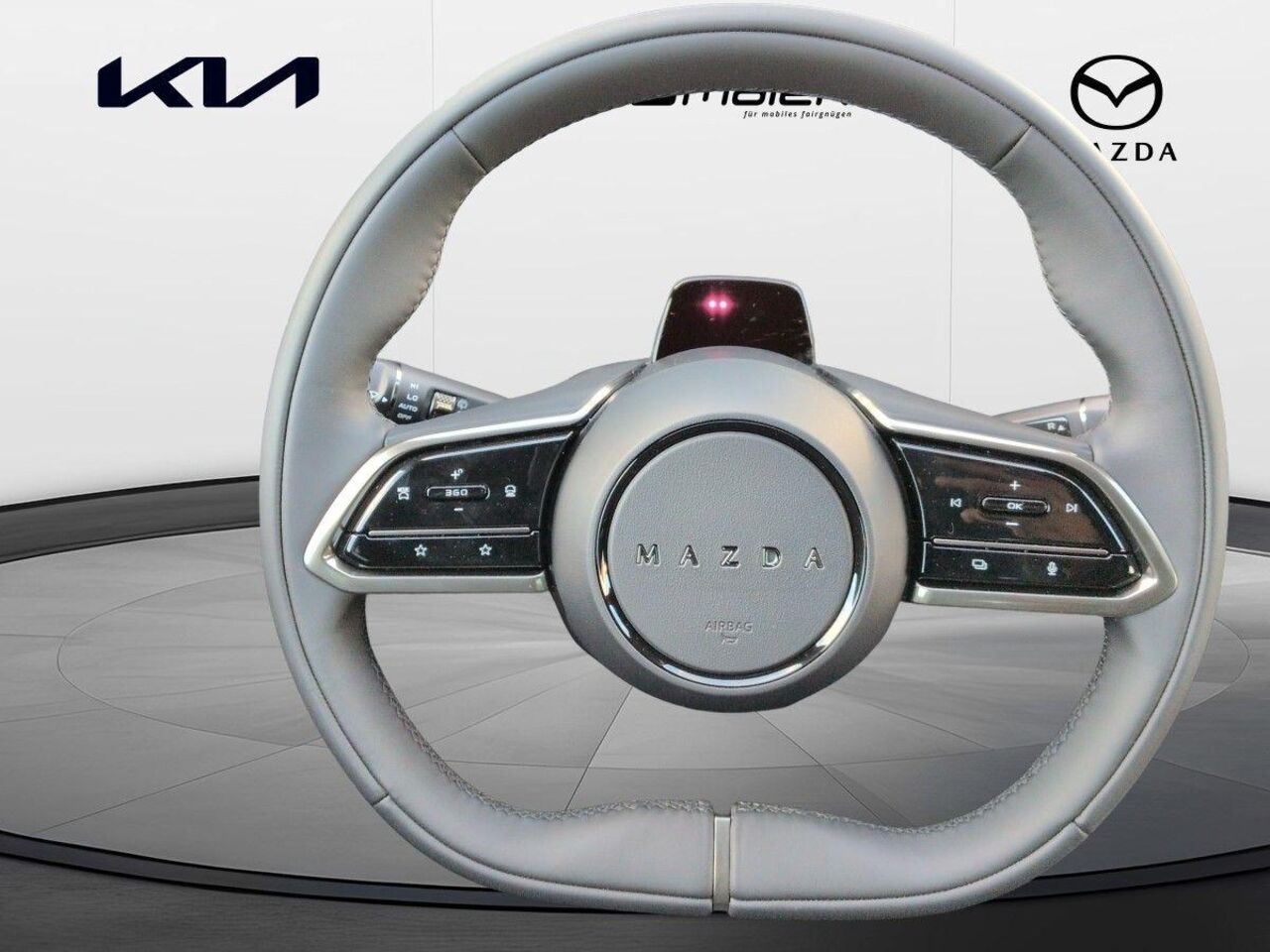MAZDA CX-6e TAKUMI *HEAD-UP*LED*AMBIENTE*LEDER*360°* Ansicht 9 für Fahrzeugdetailseite