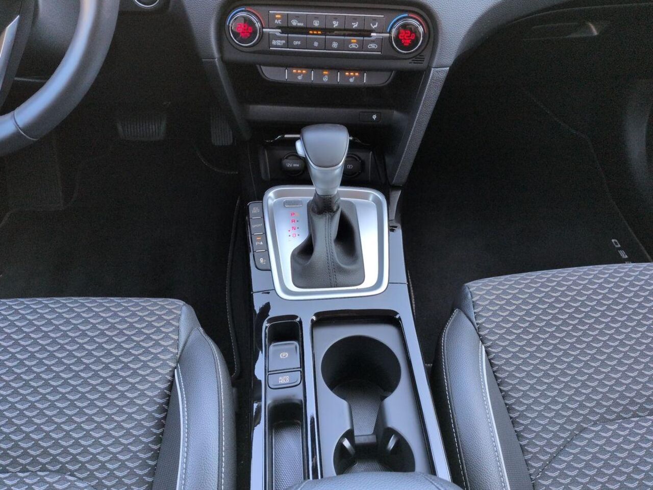 KIA XCeed 1.6 Plug In Hybrid SPIRIT *Technologie-P*Sitz-P* Ansicht 10 für Fahrzeugdetailseite