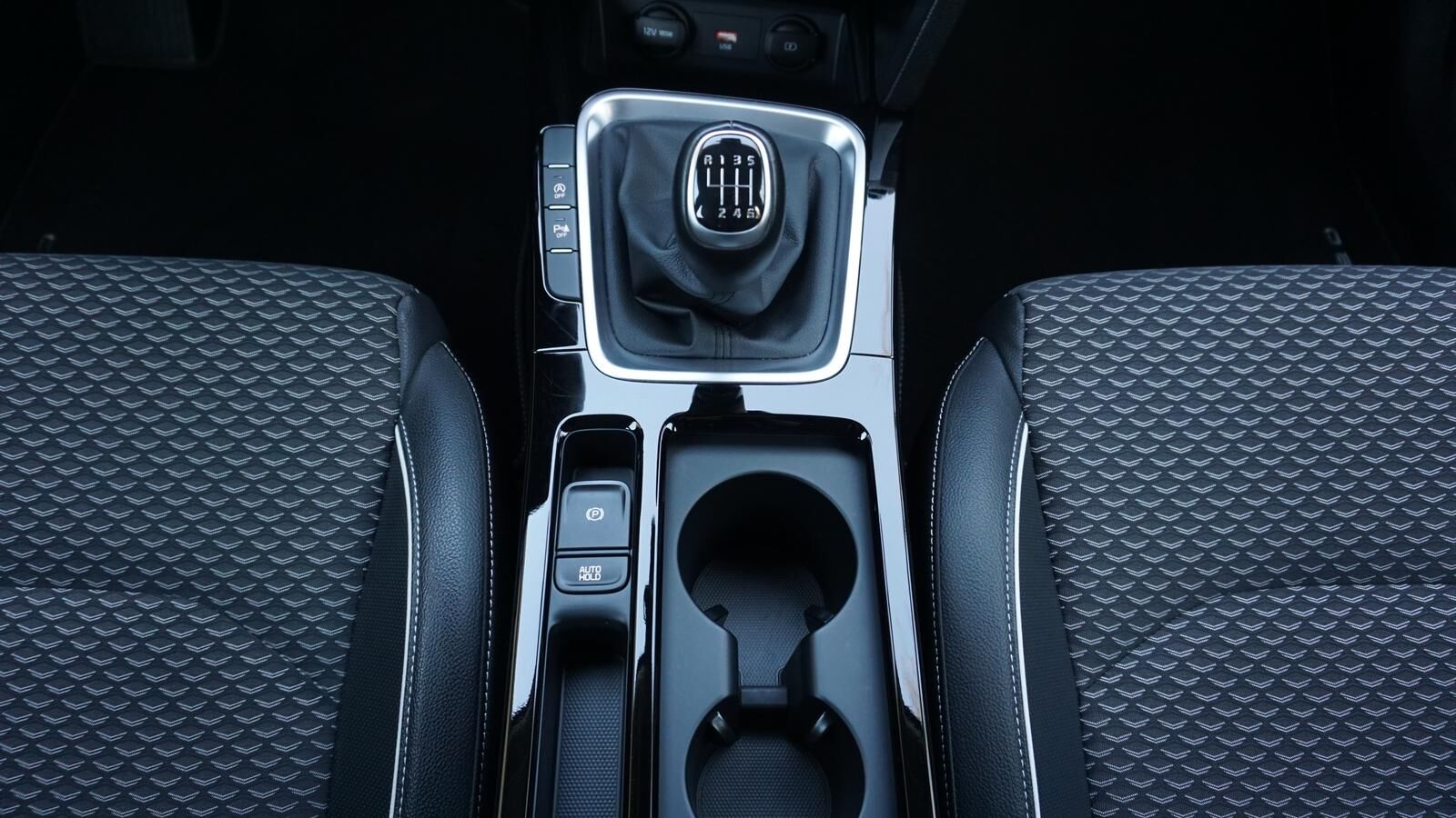 KIA XCeed 1.5 T-GDI 160PS SPIRIT *LED* NAVI* XCL* Ansicht 18 für Fahrzeugdetailseite