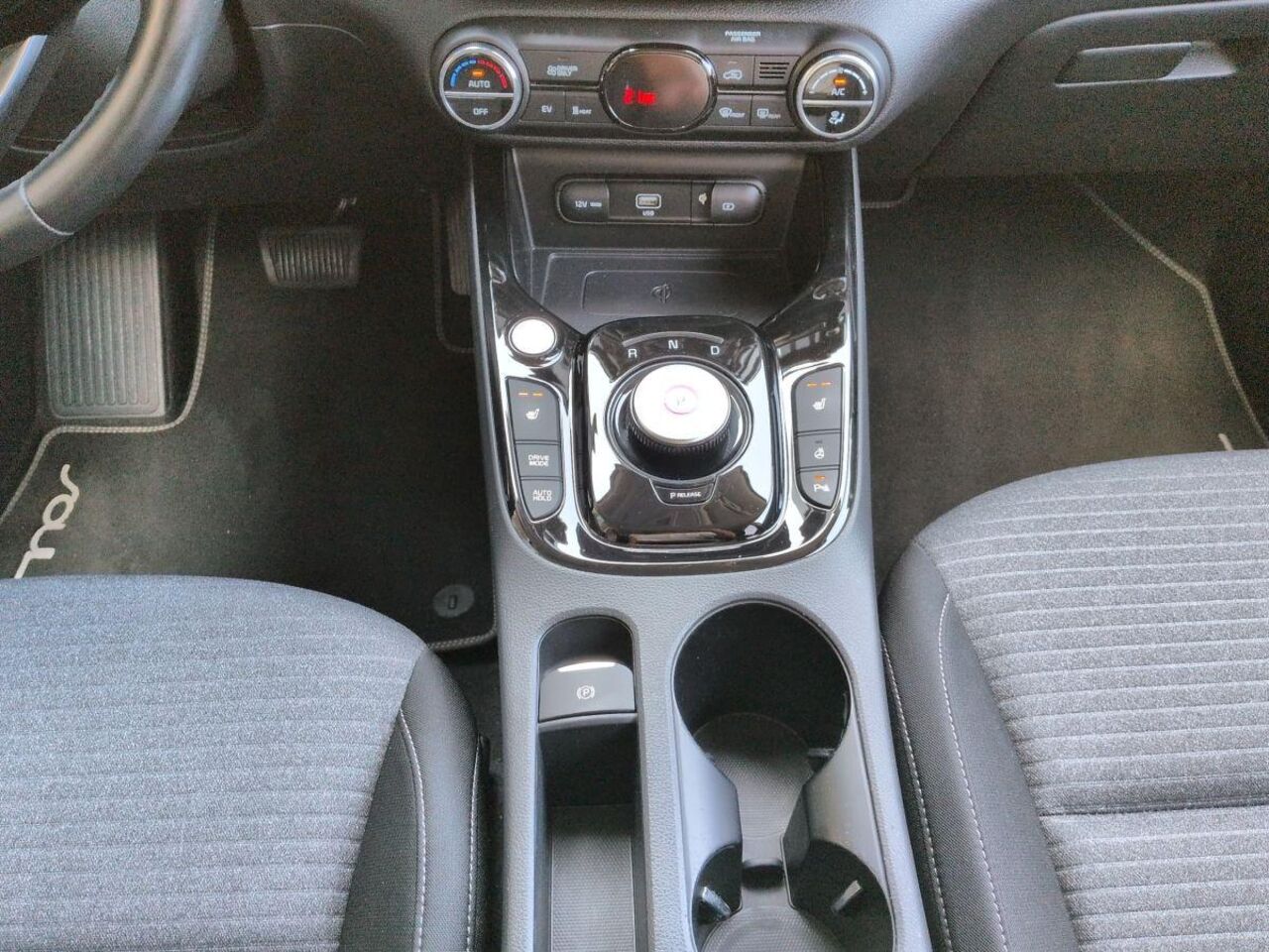 KIA e-Soul SPIRIT 64-kWh-Batterie*KAMERA*SOUNDSYSTEM Ansicht 10 für Fahrzeugdetailseite