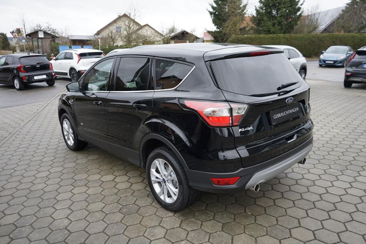 FORD Kuga 2.0 TDCi TITANIUM AWD *BI-XENON*SHZ*AHK* Ansicht 15 für Fahrzeugdetailseite
