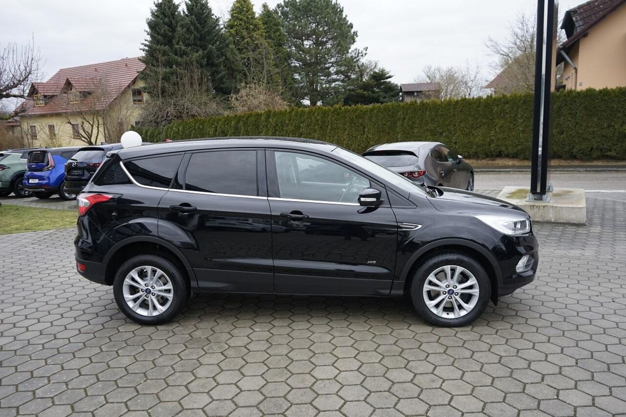 FORD Kuga 2.0 TDCi TITANIUM AWD *BI-XENON*SHZ*AHK* Ansicht 4 für Fahrzeugdetailseite