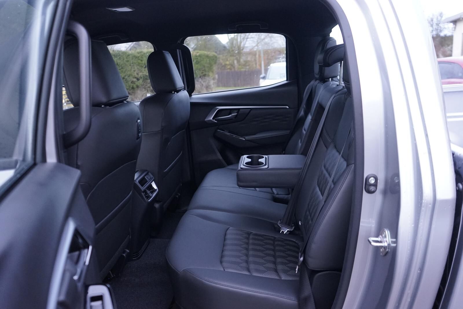 ISUZU D-Max 1.9D Double Cab 4WD LSE*LED*KAMERA*AKTION* Ansicht 12 für Fahrzeugdetailseite