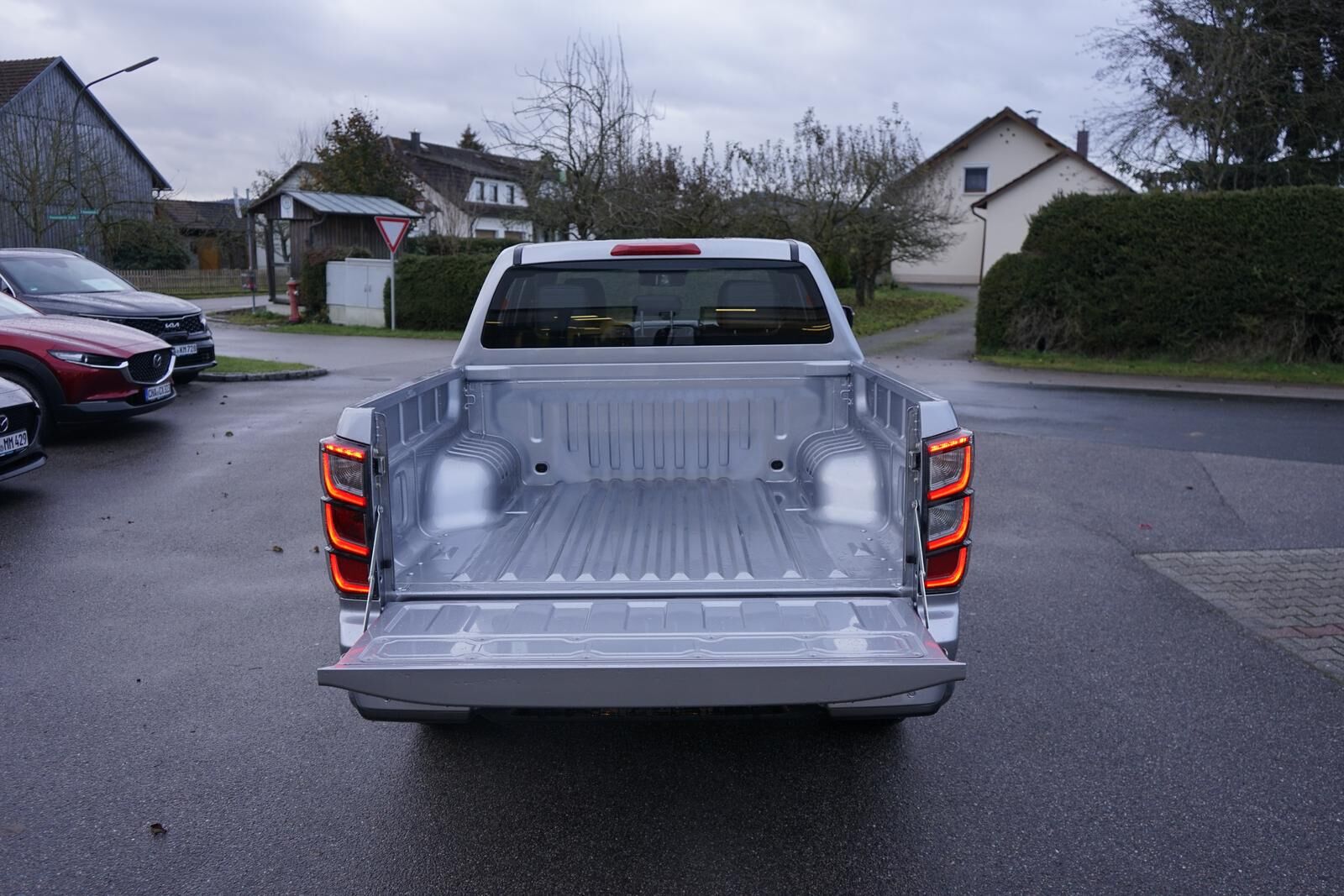 ISUZU D-Max 1.9D Double Cab 4WD LSE*LED*KAMERA*AKTION* Ansicht 13 für Fahrzeugdetailseite