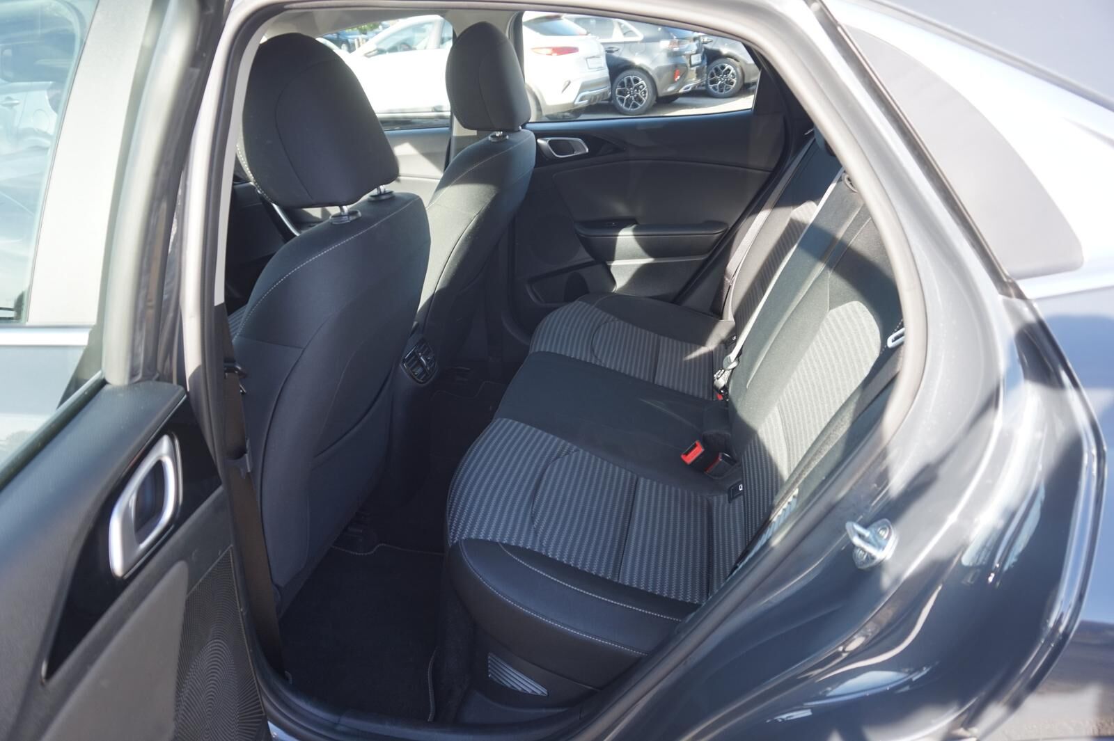 KIA XCeed Plug-in Hybrid Vision *NAVI* KAMERA* LED* Ansicht 8 für Fahrzeugdetailseite