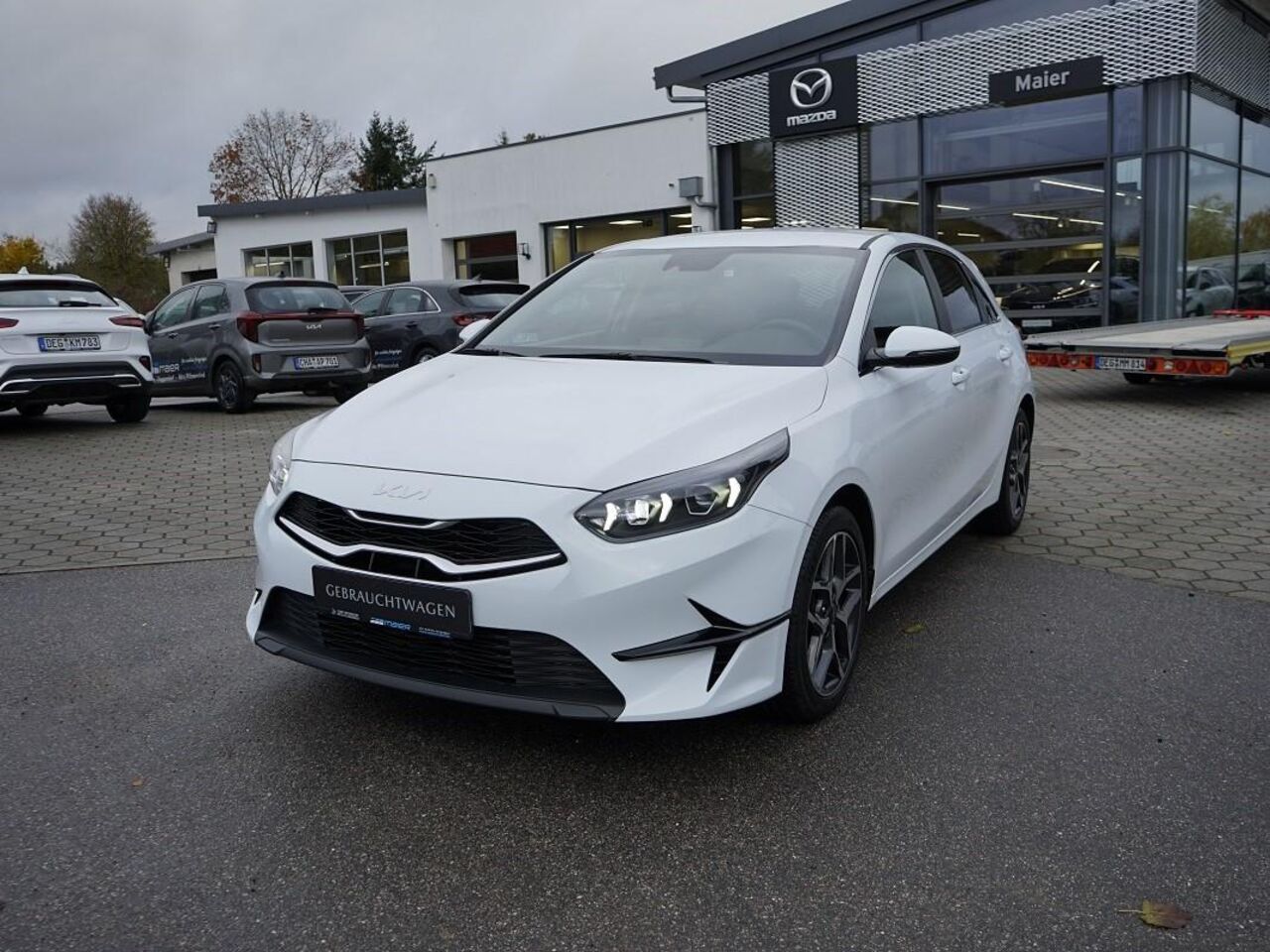 KIA Ceed 1.5 TGDI TEAM SPIRIT *LED*NAVI*KAMERA* Ansicht 2 für Fahrzeugdetailseite