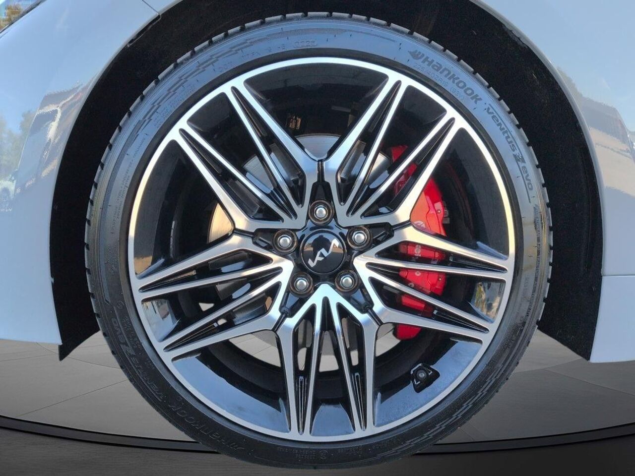 KIA Stinger 3.3T AWD AT GT *LEDER*GLASDACH*HEAD-UP* Ansicht 11 für Fahrzeugdetailseite
