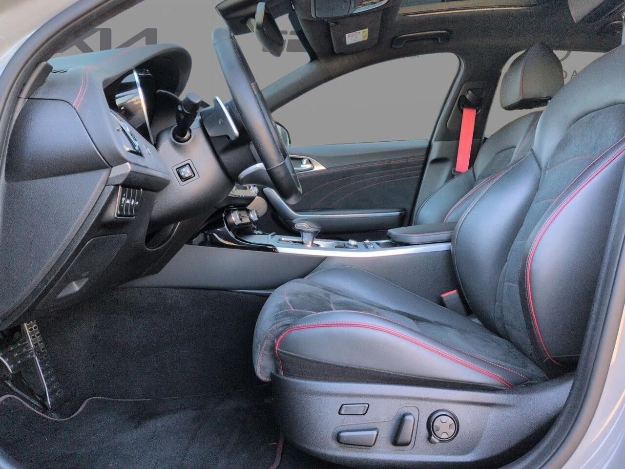 KIA Stinger 3.3T AWD AT GT *LEDER*GLASDACH*HEAD-UP* Ansicht 6 für Fahrzeugdetailseite