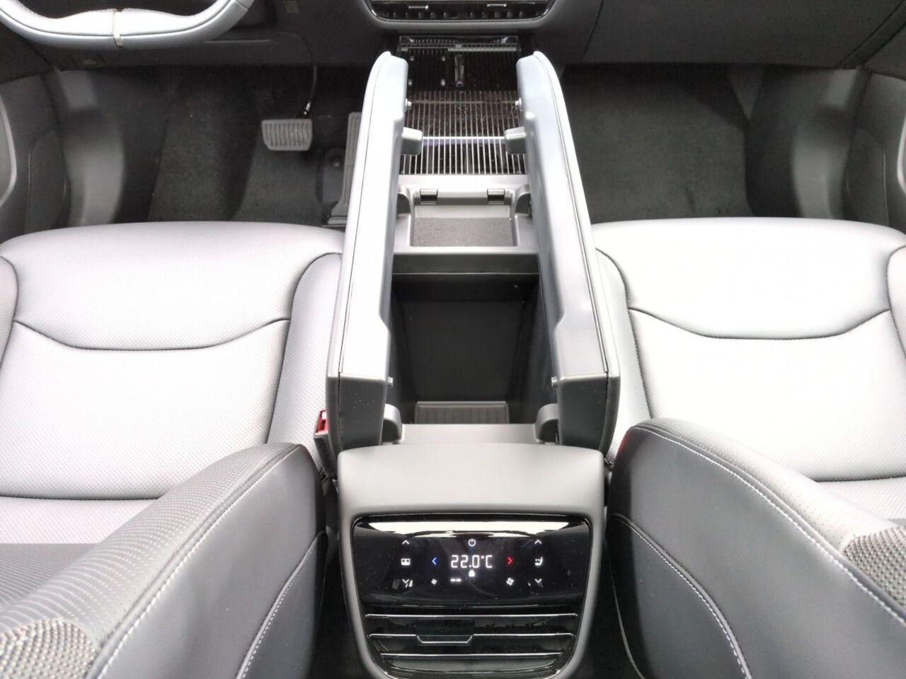 MAZDA CX-6e TAKUMI *HEAD-UP*LED*AMBIENTE*LEDER*360°* Ansicht 10 für Fahrzeugdetailseite