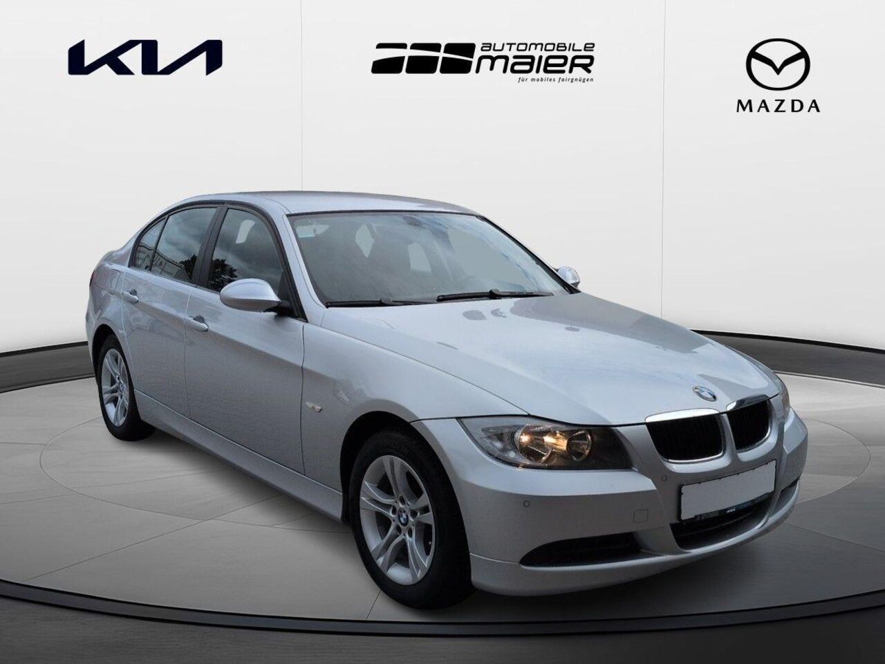 BMW 320 i 2.0 RWD 170PS *RADIO*PDC*CD*KLIMA*AHK* Ansicht 4 für Fahrzeugdetailseite