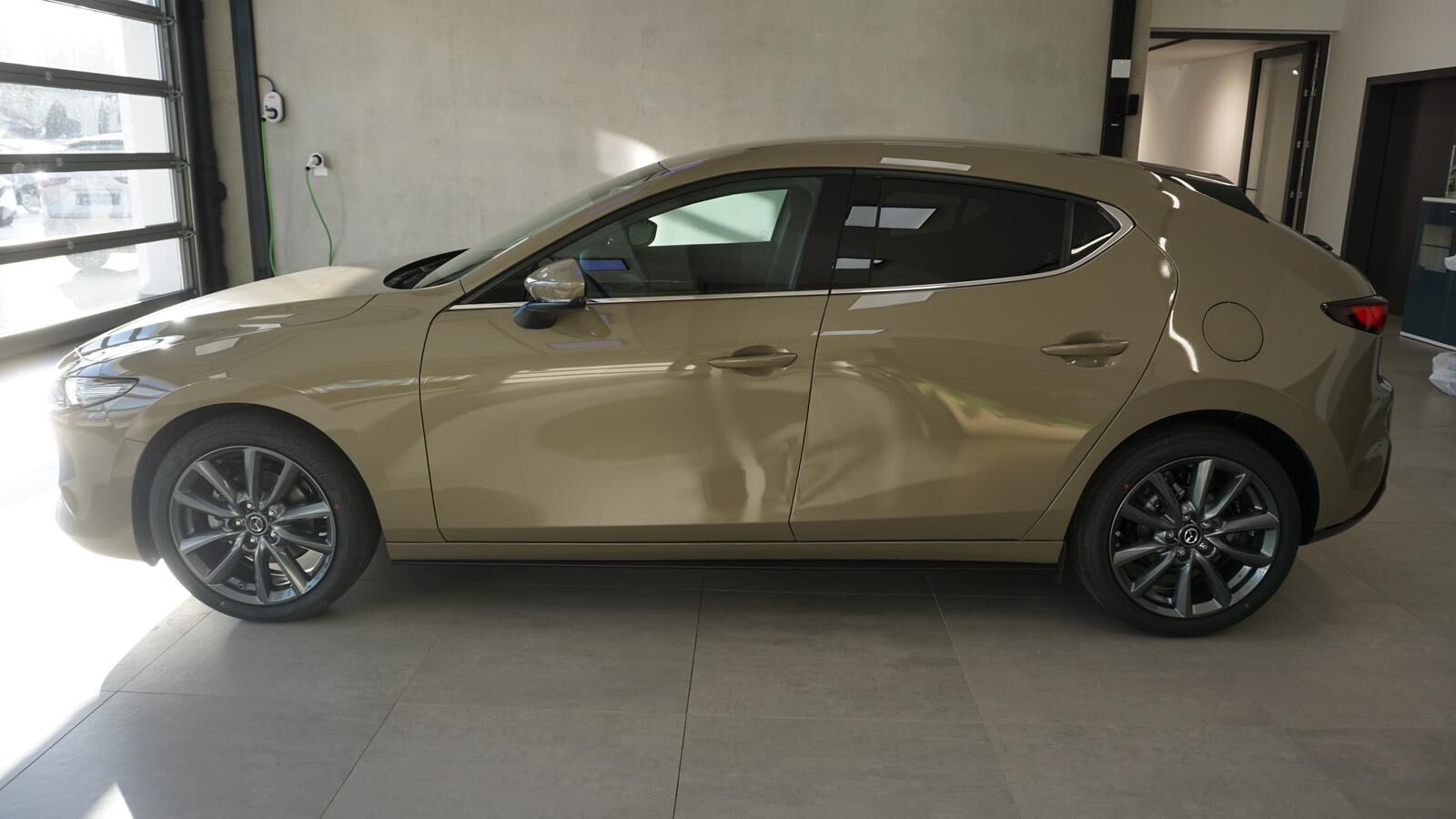 MAZDA 3 2.5 e-SKYACTIV G 6AT Exclusive-Line*BOSE*NAVI* Ansicht 7 für Fahrzeugdetailseite