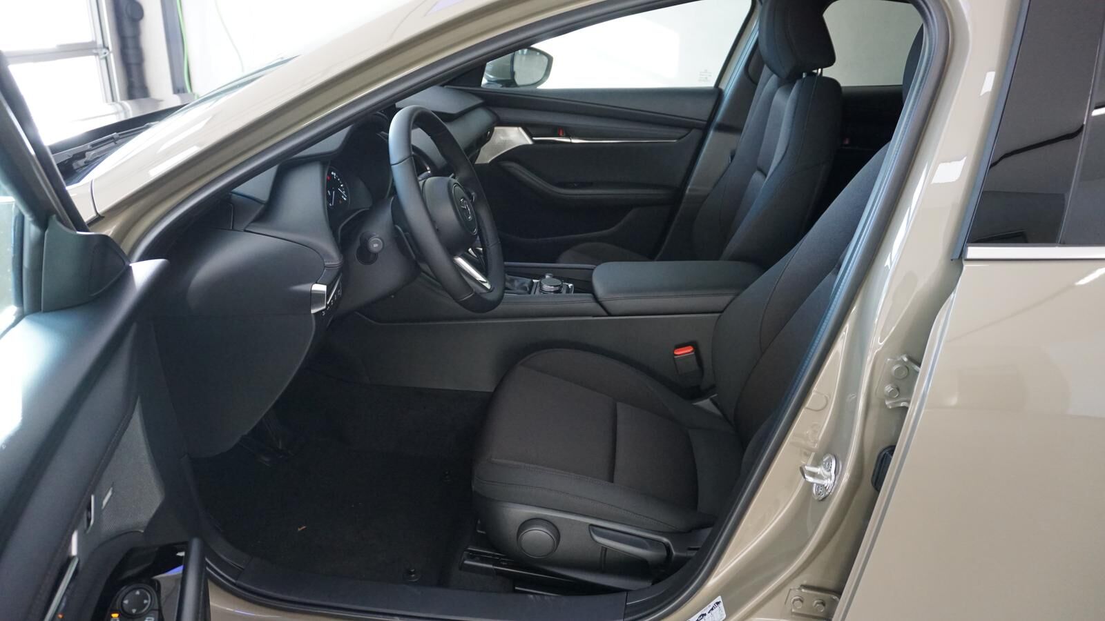 MAZDA 3 2.5 e-SKYACTIV G 6AT Exclusive-Line*BOSE*NAVI* Ansicht 8 für Fahrzeugdetailseite