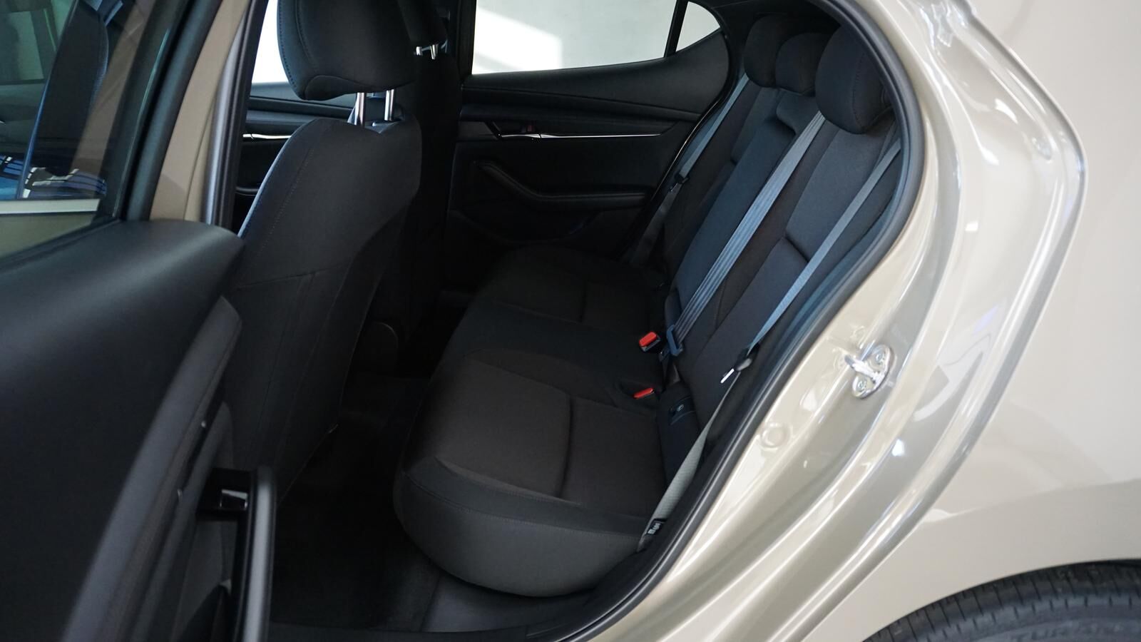 MAZDA 3 2.5 e-SKYACTIV G 6AT Exclusive-Line*BOSE*NAVI* Ansicht 9 für Fahrzeugdetailseite