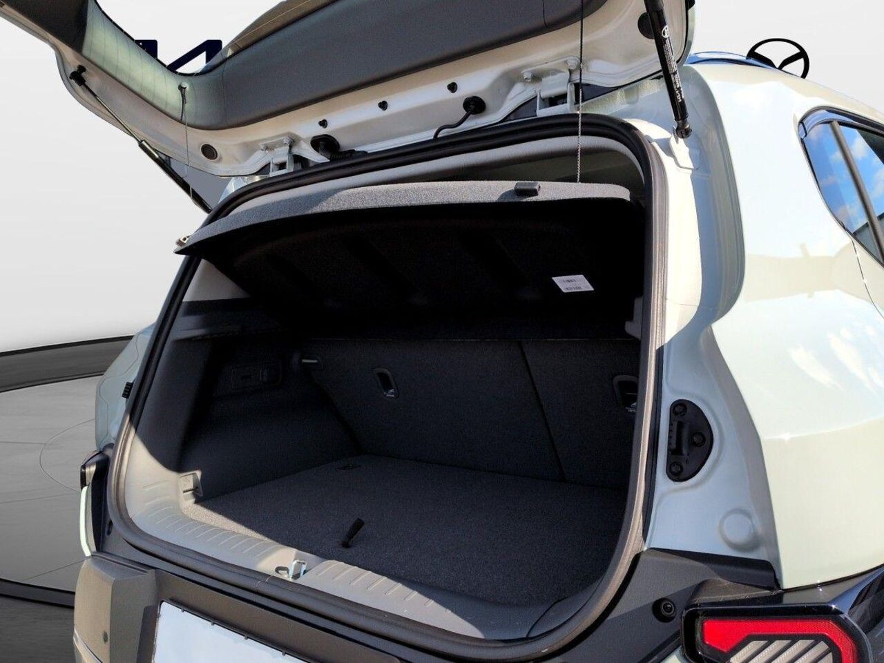 KIA EV2 EARTH*5-Sitzer*TechP5*WinterP3*DriveWiseP6* Ansicht 5 für Fahrzeugdetailseite
