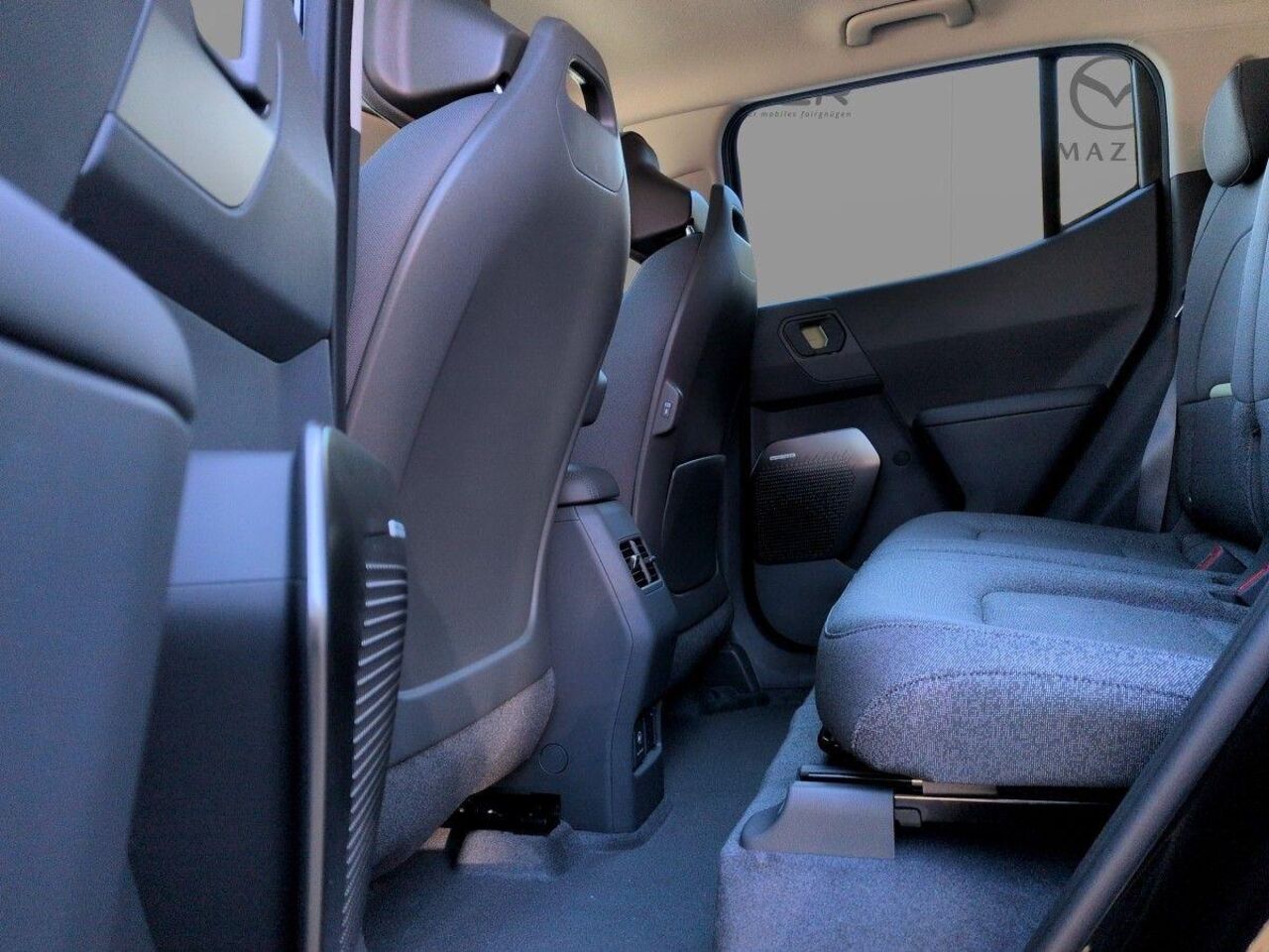 KIA EV2 EARTH*SitzP2*TechP5*WinterP3*DriveWiseP6* Ansicht 7 für Fahrzeugdetailseite
