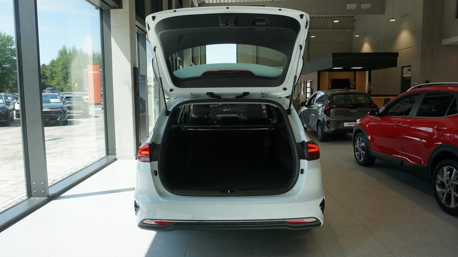 KIA Ceed Sportswagon Ceed SW 1.5 TGDI Vision *NAVI* KAMERA* PDC* Ansicht 10 für Fahrzeugdetailseite