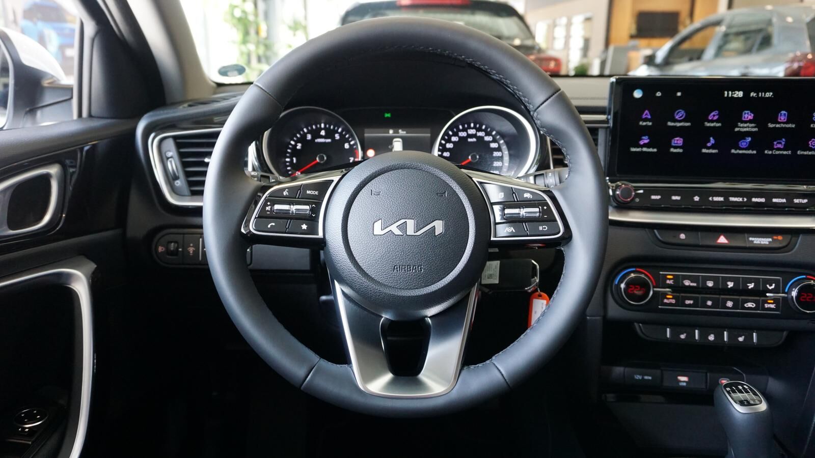 KIA Ceed Sportswagon Ceed SW 1.5 TGDI Vision *NAVI* KAMERA* PDC* Ansicht 12 für Fahrzeugdetailseite