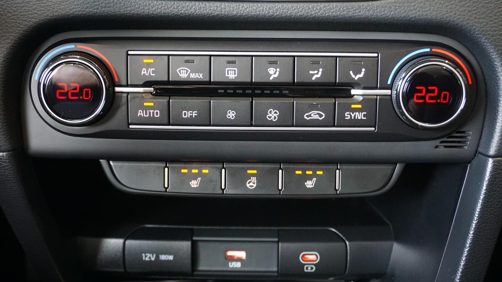 KIA Ceed Sportswagon Ceed SW 1.5 TGDI Vision *NAVI* KAMERA* PDC* Ansicht 16 für Fahrzeugdetailseite
