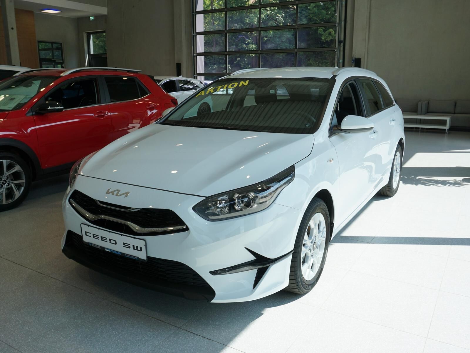 KIA Ceed Sportswagon Ceed SW 1.5 TGDI Vision *NAVI* KAMERA* PDC* Ansicht 2 für Fahrzeugdetailseite