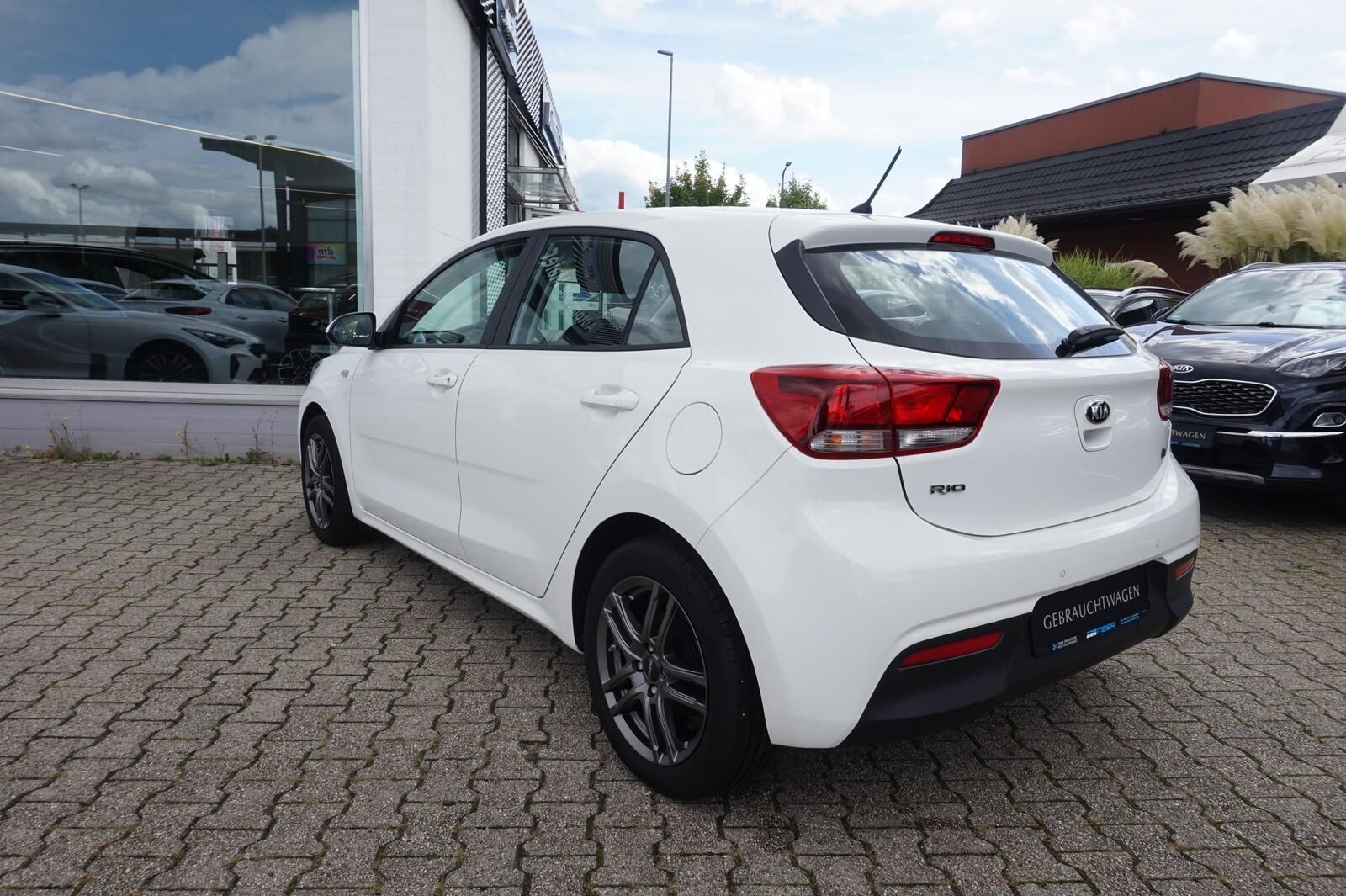 KIA Rio 1.2 Dream Team *SHZ* Ansicht 16 für Fahrzeugdetailseite