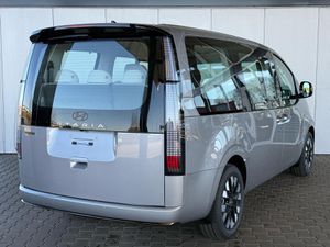 HYUNDAI STARIA Luxury 1.6 T-GDi HEV 2WD 7-Sitzer / ACC / 360° Kam. / Pano / 4x Shz / Elek. Klappe + Schiebetür / 