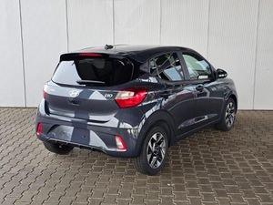 HYUNDAI i10 Premium 1.2 GDI / Sitz + Lenkradheizung / Navi / Klimaautomatik / Alu 15
